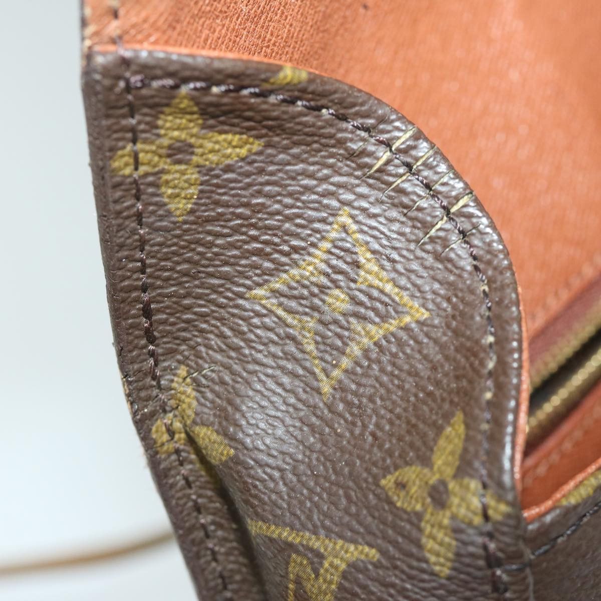 Louis Vuitton LOUIS VUITTON Monogram Saint Cloud GM Shoulder Bag M51242 Size ONE SIZE - 8 Thumbnail