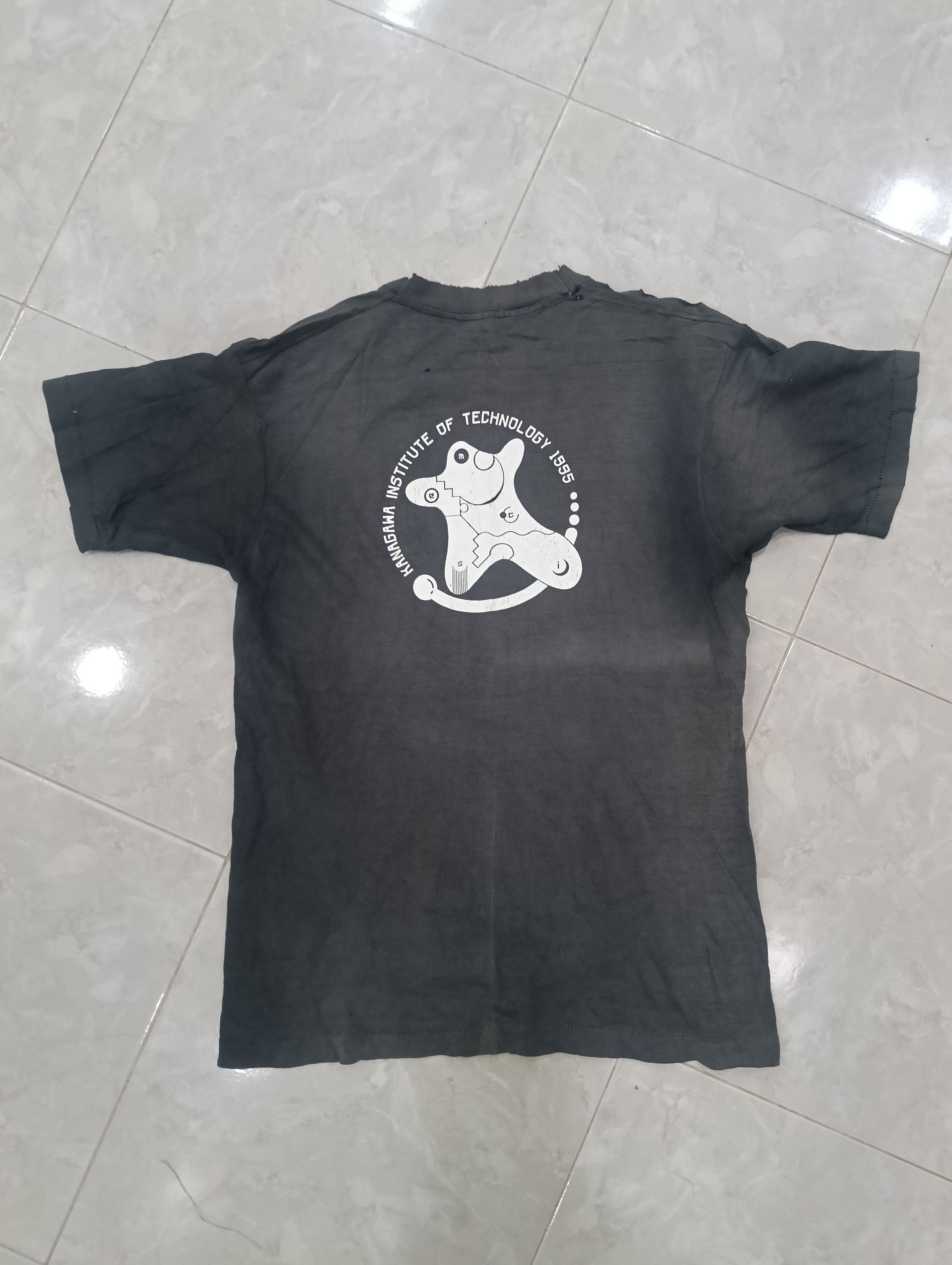 Fruit Of The Loom Rare Vintage Thrashed Tee Size US M / EU 48-50 / 2 - 5 Thumbnail