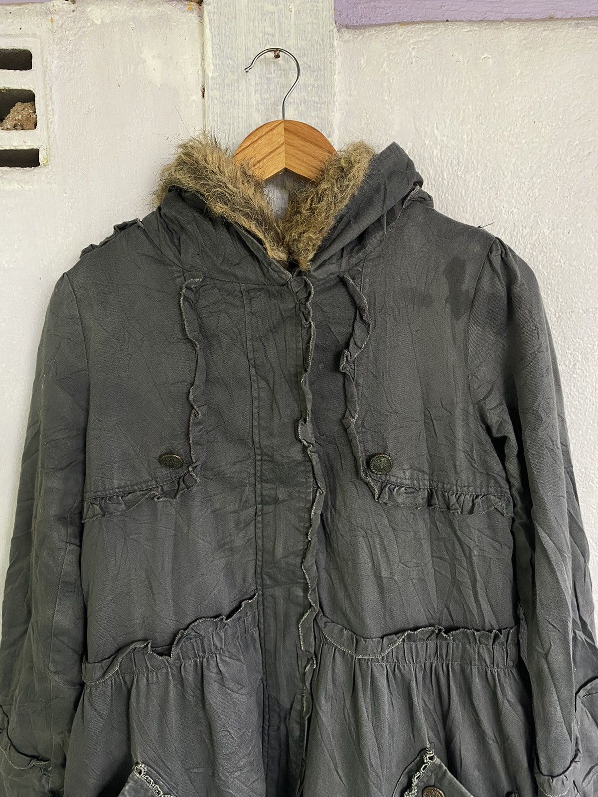 Axist Axes Femme Long Coat Fur With Hoodie Size US M / EU 48-50 / 2 - 9 Thumbnail