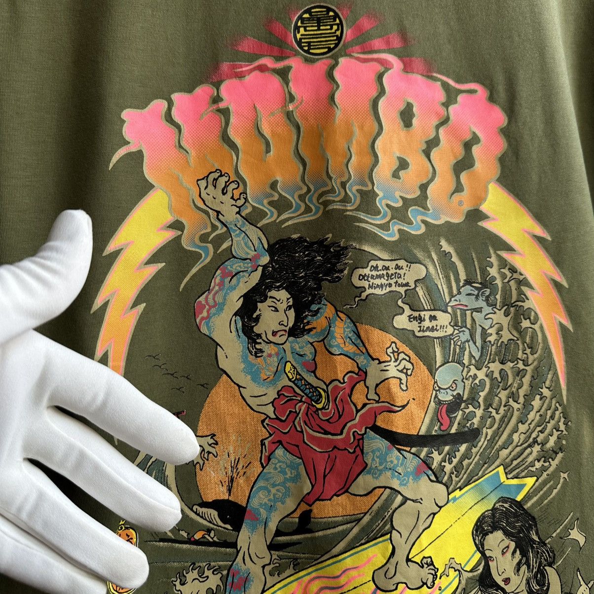 Mambo VINTAGE MAMBO SURF DELUX HIGH VOLTAGE JAPANESE ART TEE Size US L / EU 52-54 / 3 - 3 Thumbnail