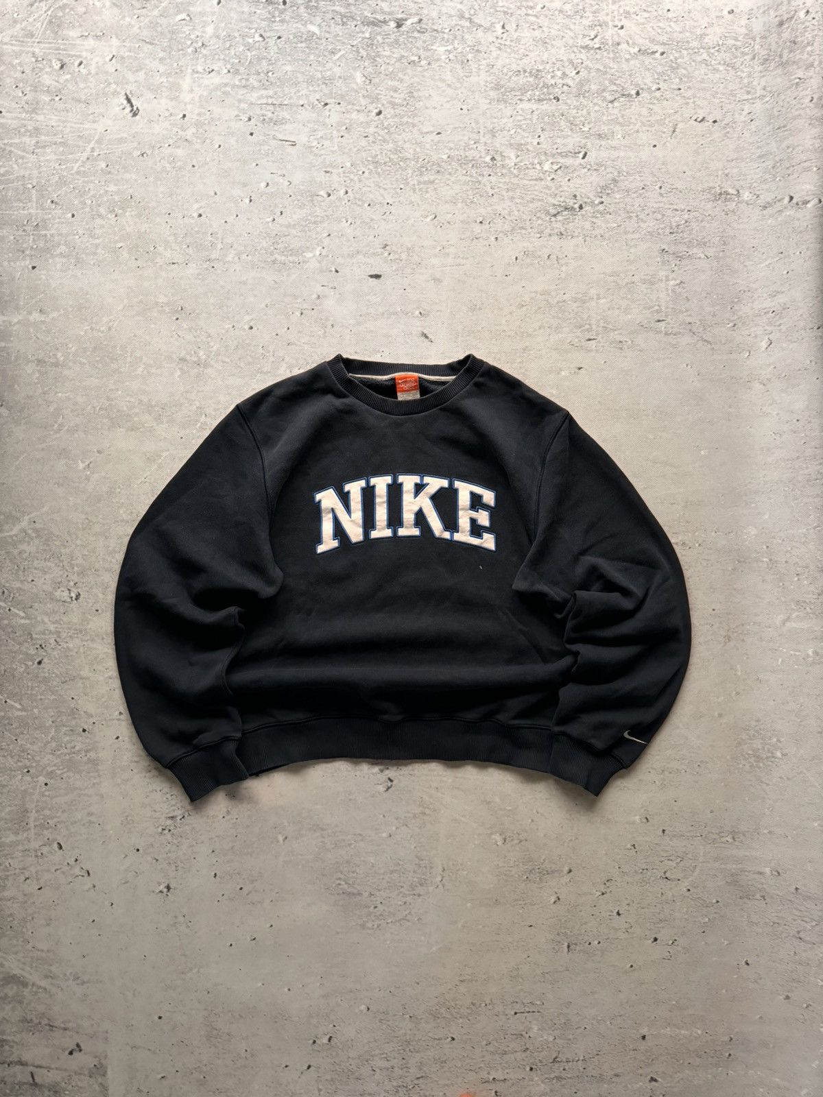 Nike × Vintage NIKE VINTAGE CENTER LOGO OVERSIZE BOXY SWEATSHIRT Size US L / EU 52-54 / 3 - 1 Thumbnail