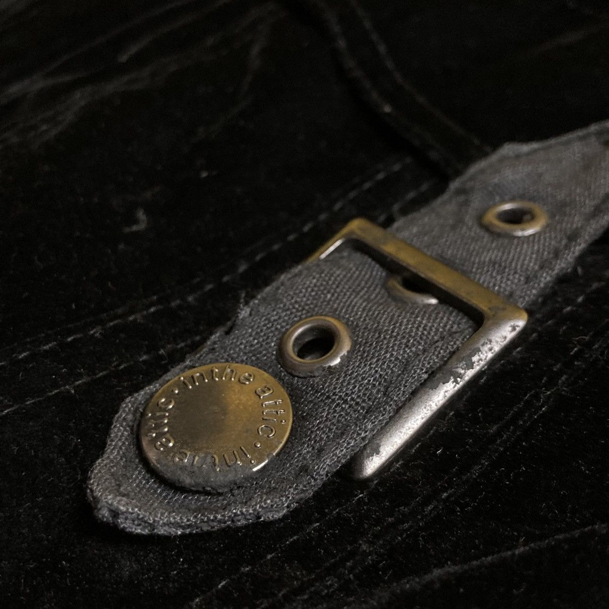 If Six Was Nine 🇯🇵 IN THE ATTIC METAL BUCKLE BONDAGE PUNK VELVET JACKET Size US M / EU 48-50 / 2 - 10 Thumbnail