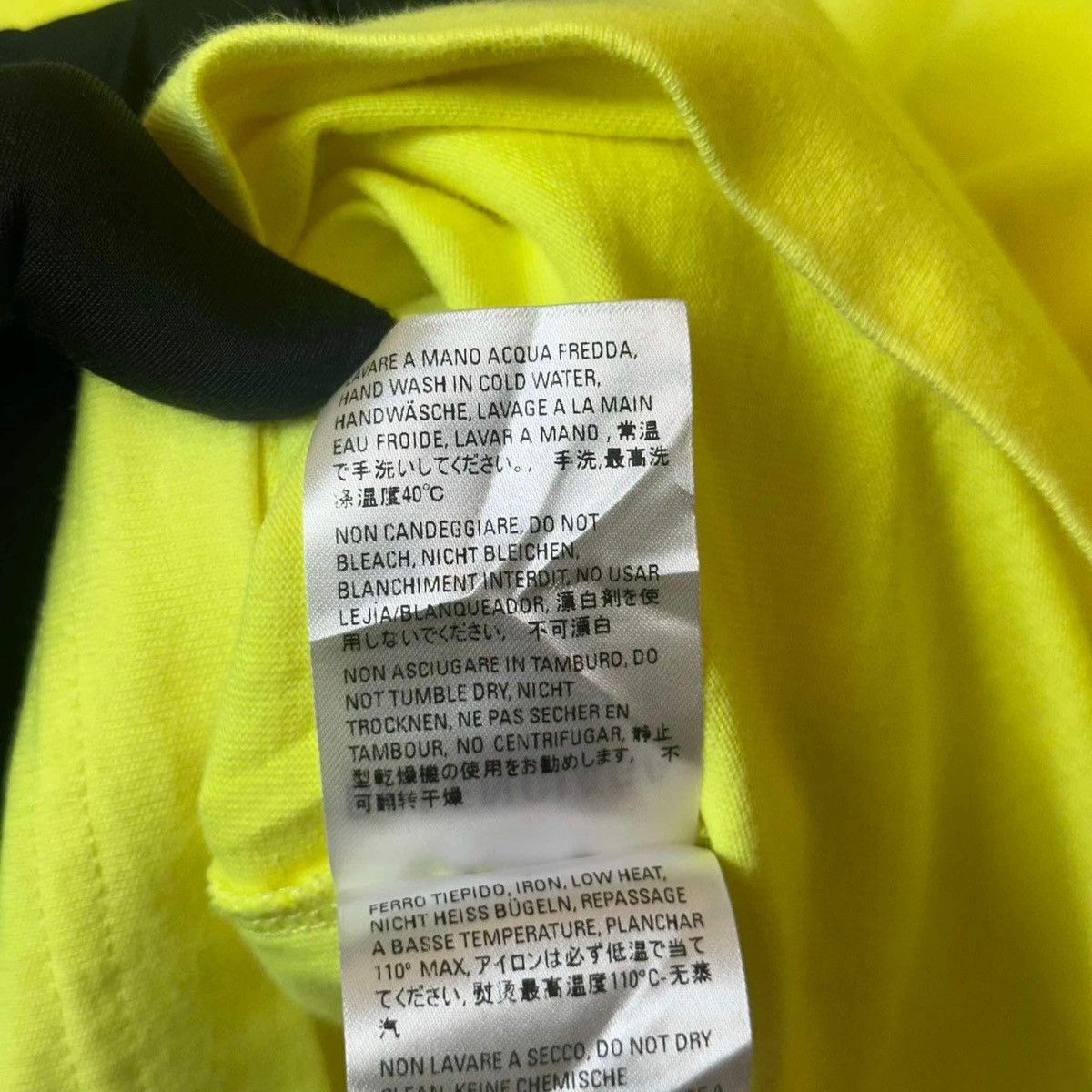 Balenciaga BALENCIAGA WAVE T SHIRT Size US S / EU 44-46 / 1 - 7 Thumbnail