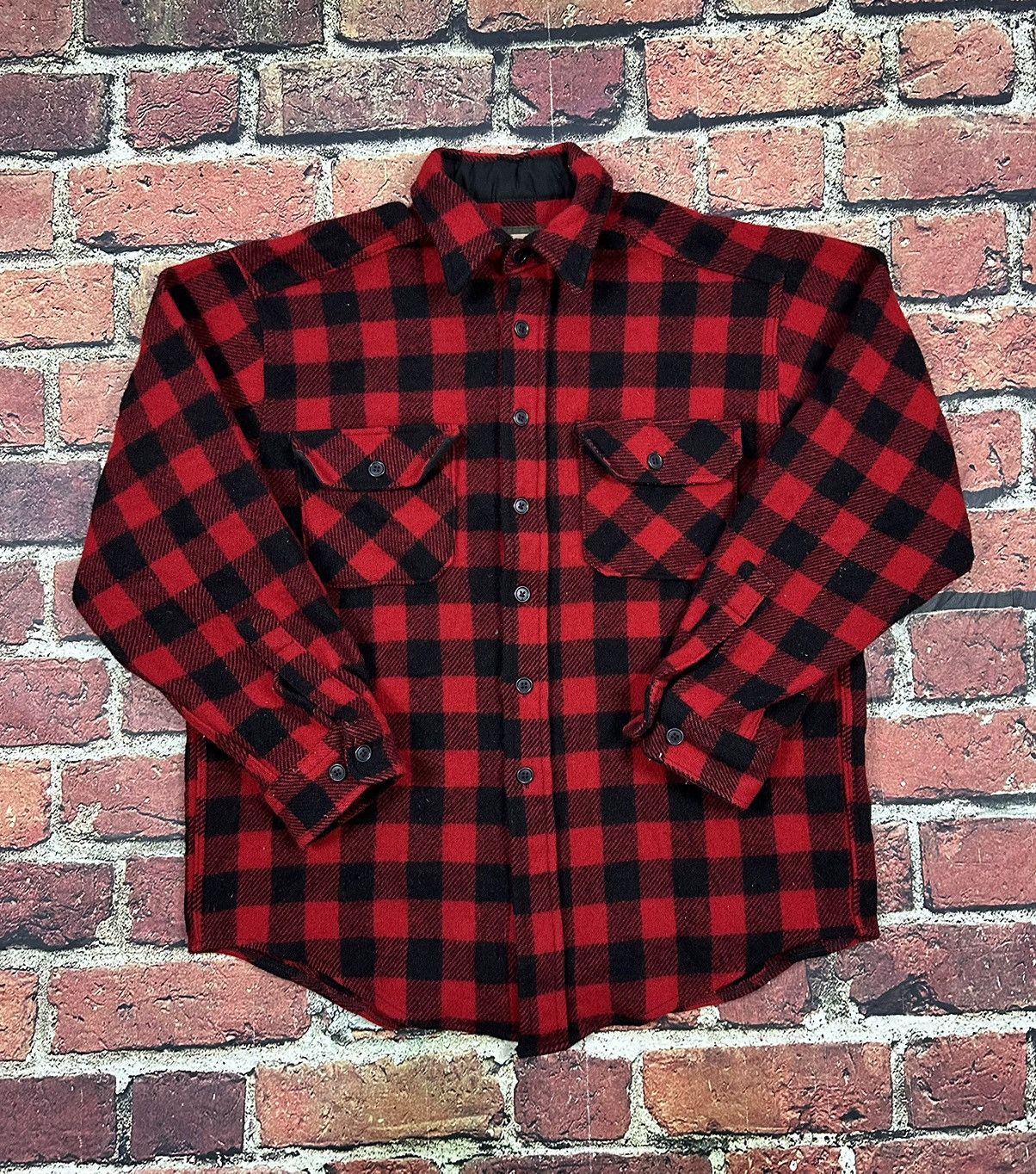 Vintage Mens 50s Wool Shirt Jacket top S Red Buffalo Plaid Button Up Pockets Shacket