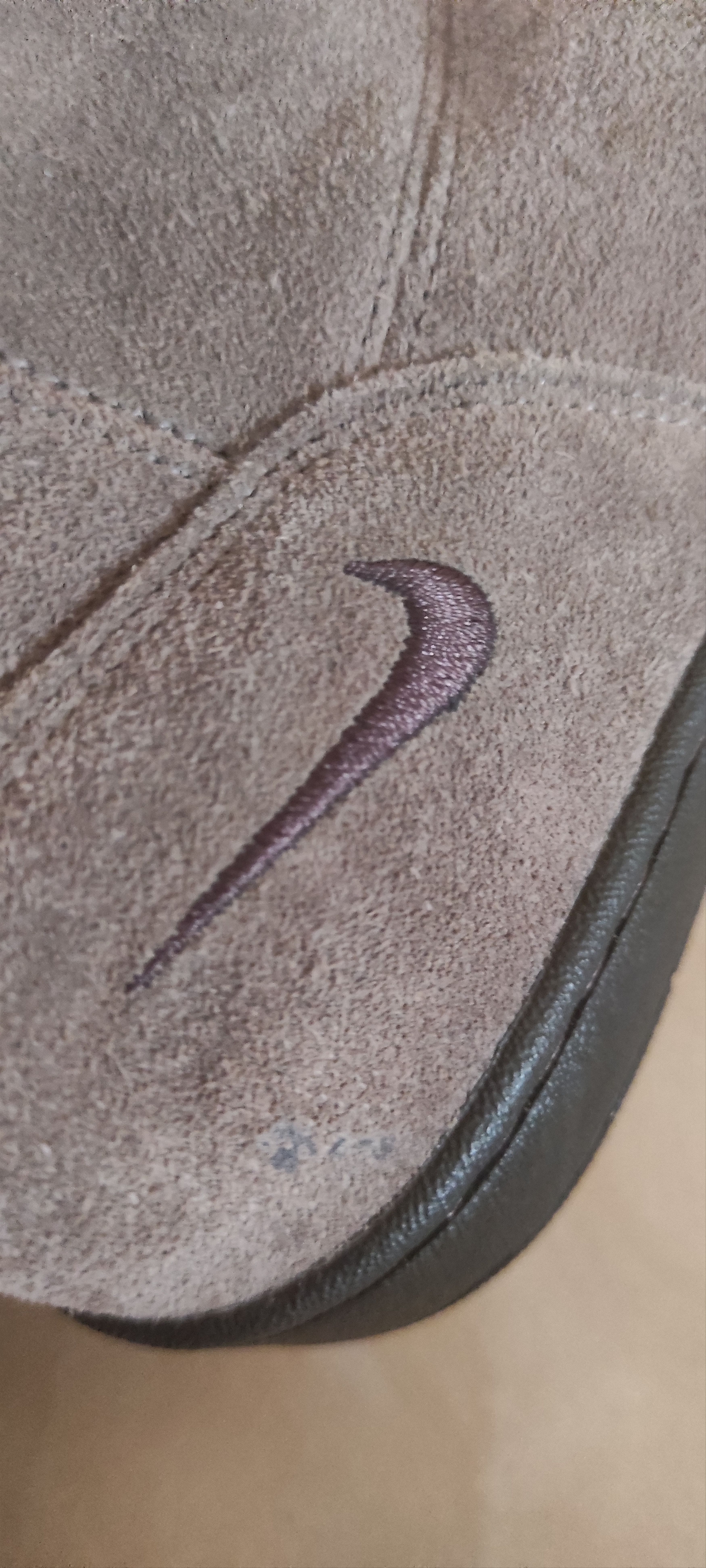 Nike Nike Sneaker Hoodie Suede Leather Winter Boots Size US 9 / IT 39 - 13 Thumbnail
