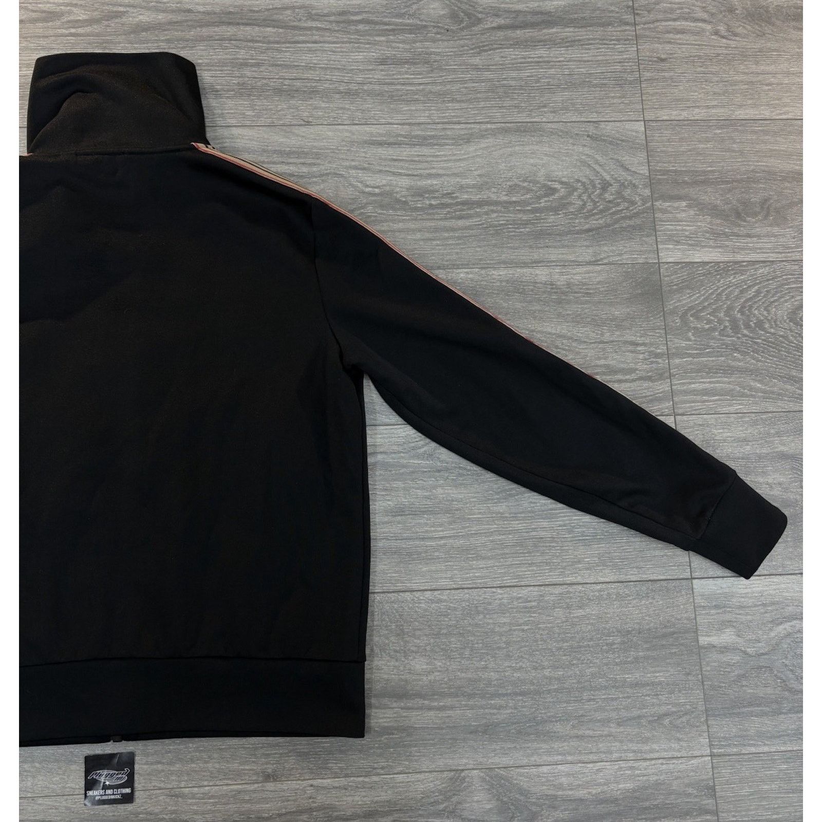 Burberry Burberry Striped Track Suit ' Black ' | EXCELLENT! Size US L / EU 52-54 / 3 - 9 Thumbnail