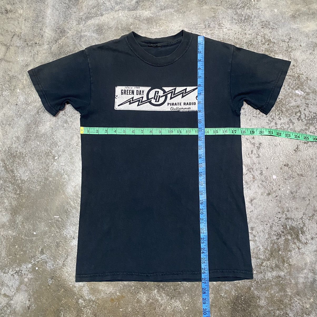 Band Tees Vintage 2003 Green Day Pirate Radio Band T Shirt Size US S / EU 44-46 / 1 - 8 Thumbnail
