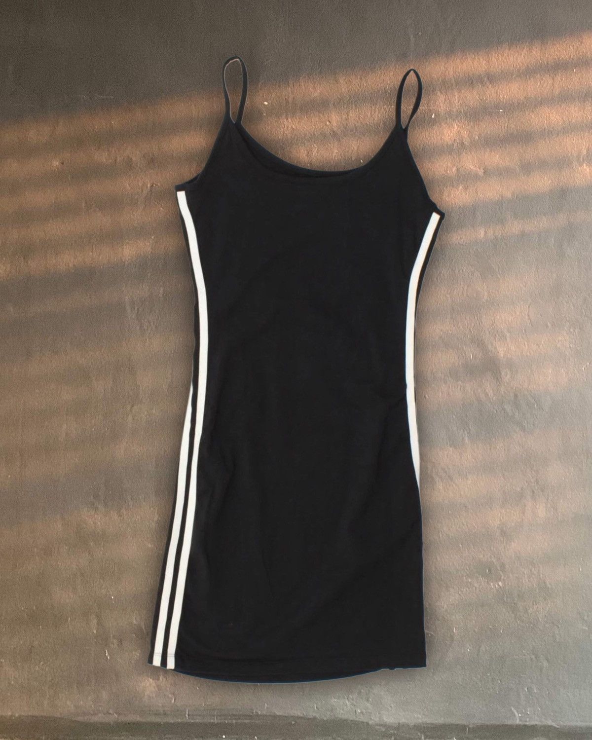 Adidas adidas Orignals three stripe strap dress 3 stripe midi mini Size M / US 6-8 / IT 42-44 - 2 Thumbnail