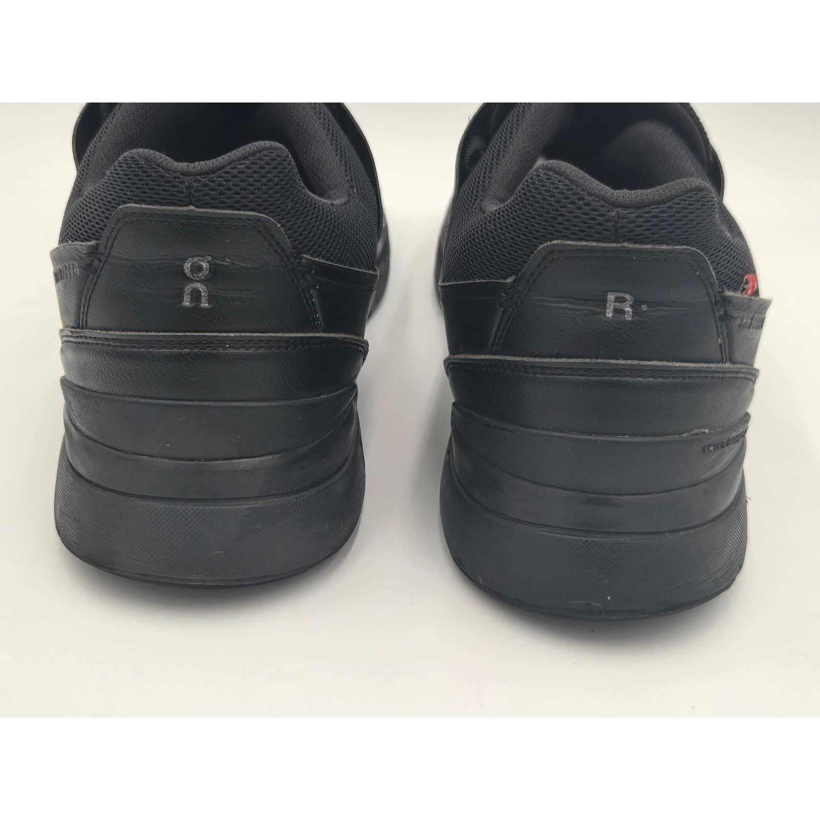 On On Running The Roger Advantage Mens 14 Black Tennis Sneakers Size US 14 / EU 47 - 10 Thumbnail