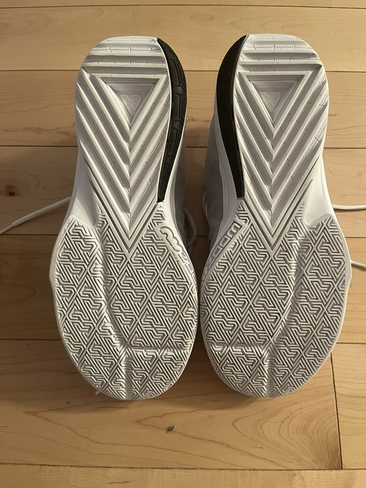 Nike Zoom Freak 5 TB White Size US 10.5 / EU 43-44 - 5 Thumbnail