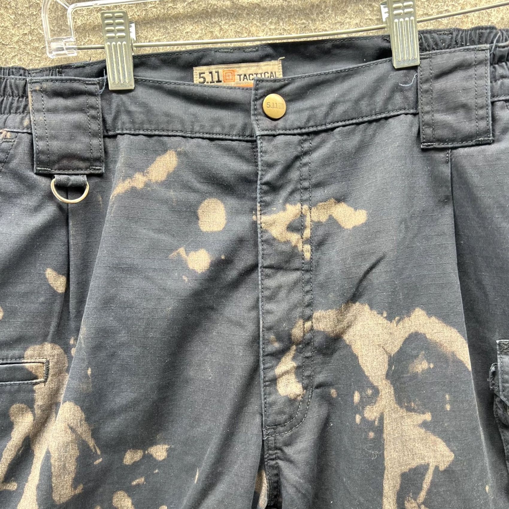 Vintage 5.11 Tactical Pants Mens 36x30 Black Cargo Ripstop Workwear Bleach Stained Mens 5.11 Cargo Pants Black Ripstop Workwear Bleach Stained Size US 36 / EU 52 - 6 Thumbnail