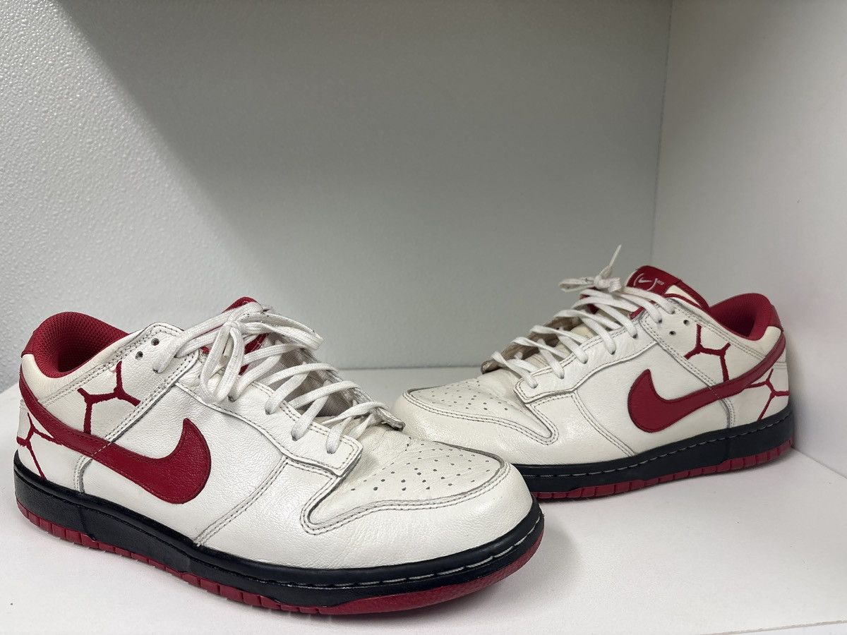 Nike WORLD AIDS DAY DUNKS Size US 11 / EU 44 - 1 Thumbnail