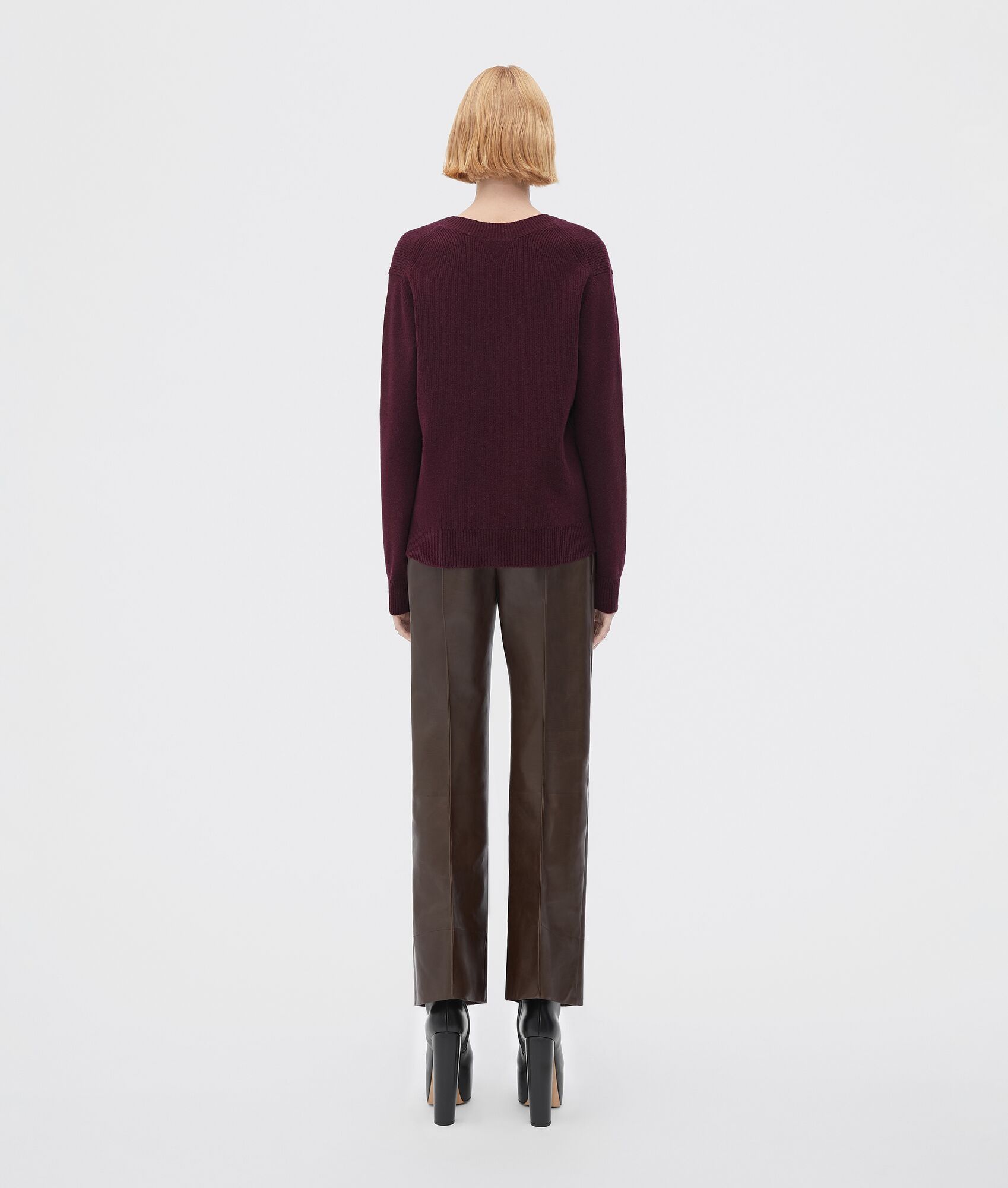Bottega Veneta o1n1vont1224 Compact Cashmere Jumper in Burgandy Size XL / US 12-14 / IT 48-50 - 3 Thumbnail