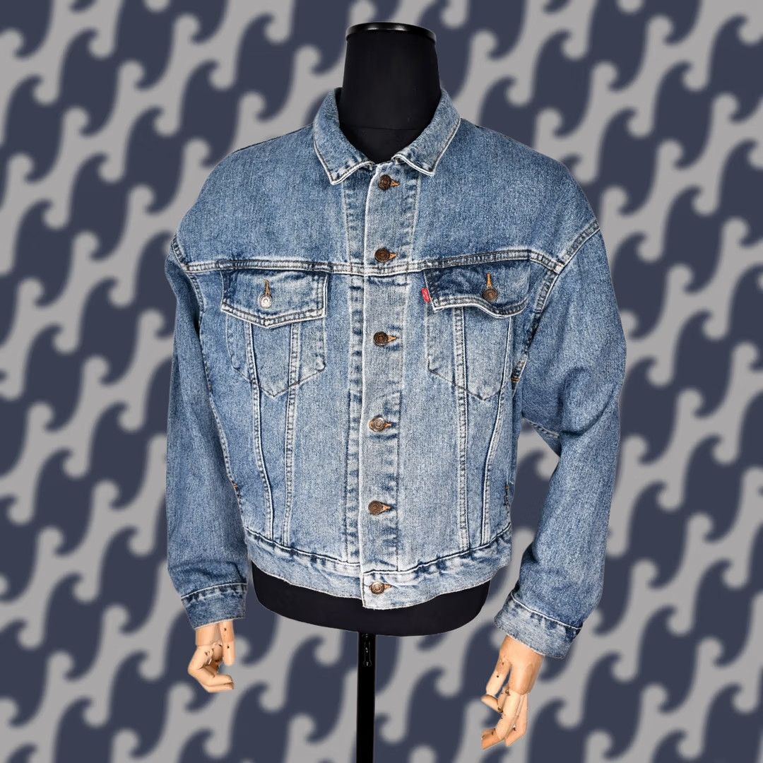 Levi's VINTAGE Levi's Trucker Jacket Denim Button Men's M 70598 4891 Blue Cotton Classic 100% Denim Jeans Coat Size US M / EU 48-50 / 2 - 1 Thumbnail