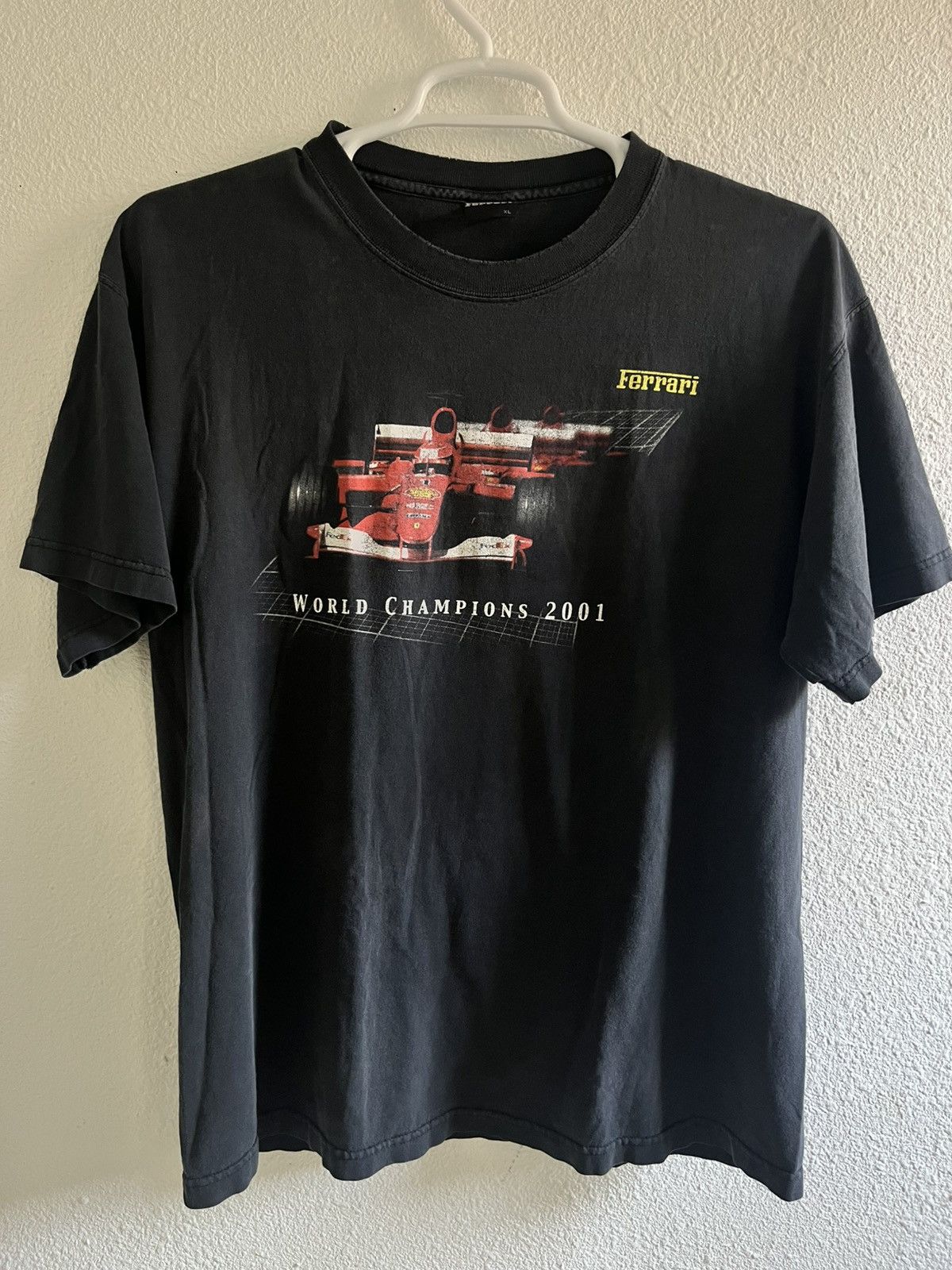 Ferrari Vintage 2001 Ferrari World Champions Size US XXL / EU 58 / 5 - 1 Thumbnail