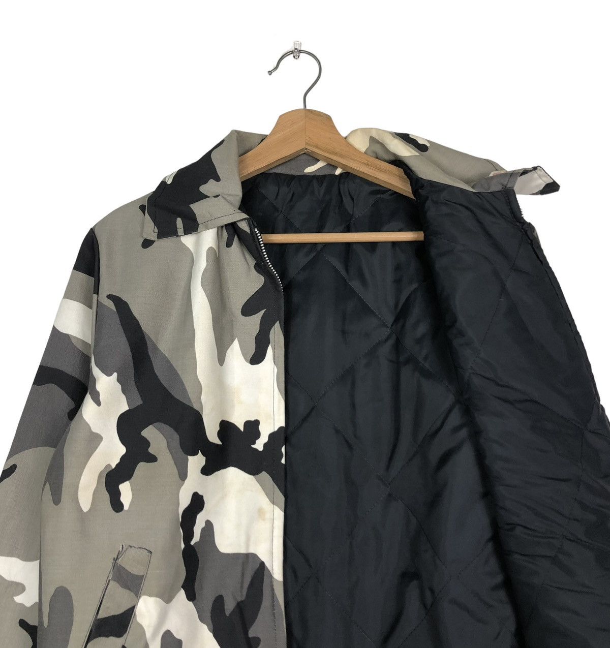 Japanese Brand 🔥VINTAGE BOMBER CAMOUFLAGE WORK JACKET INSPIRE CARHARTT Size US M / EU 48-50 / 2 - 12 Thumbnail