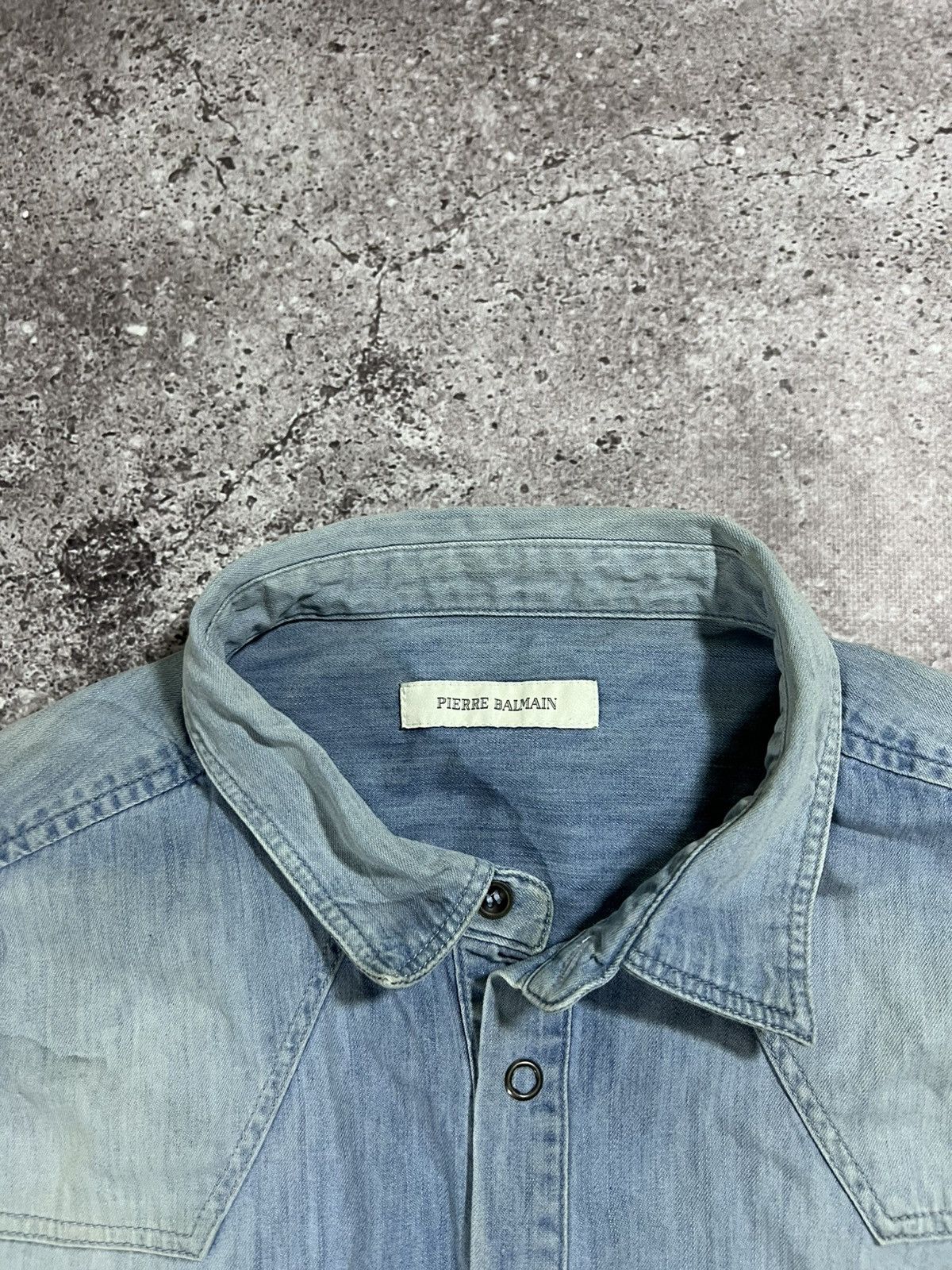 Balmain Vintage Pierre Balmain Denim Button-Up Shirt Long Sleeve Size US L / EU 52-54 / 3 - 8 Thumbnail