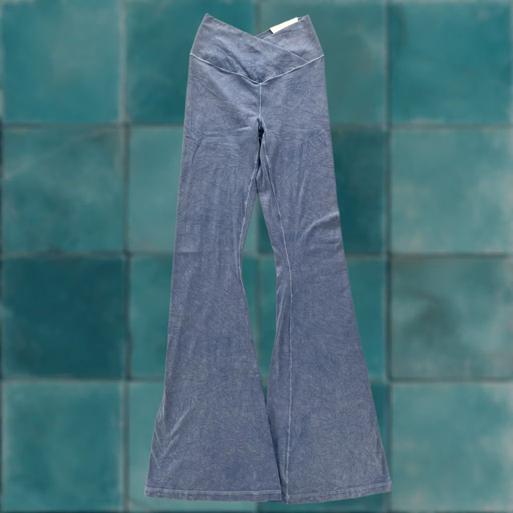 Vintage Aerie Flare Leggings Womens Small Blue Hi Rise Gym Stretch Yoga Trousers List 32in Inseam Activewear Sport Pants Size 28" / US 6 / IT 42 - 1 Thumbnail