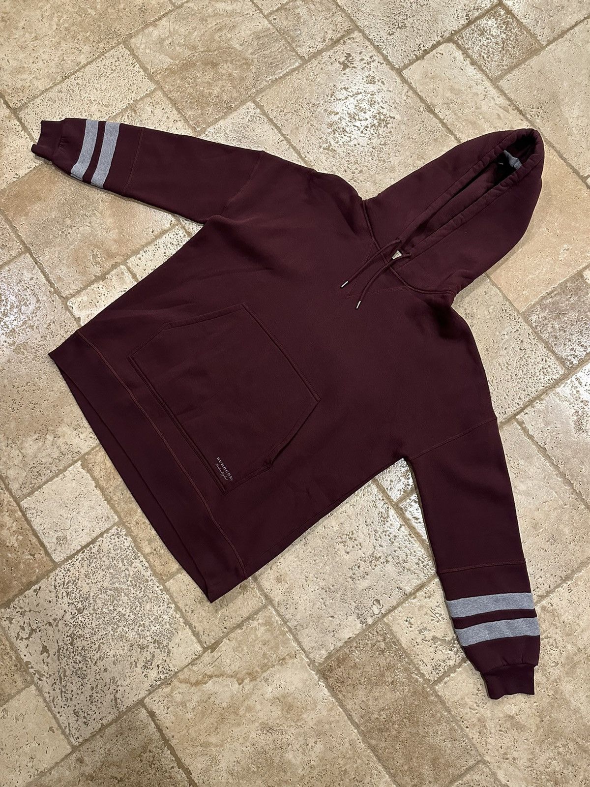 Burberry Burberry London England Wine / Grey Striped Pullover Hoodie Size US M / EU 48-50 / 2 - 4 Thumbnail