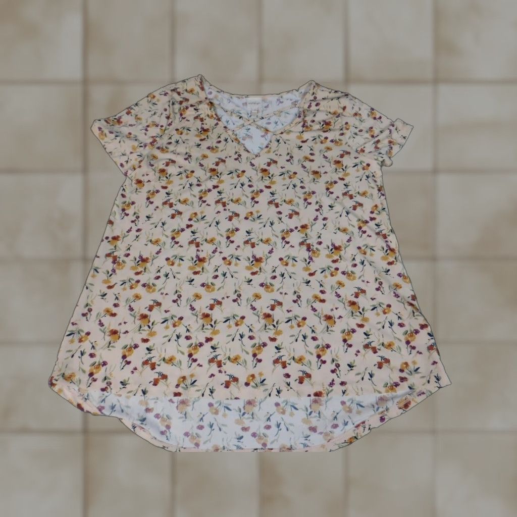 Vintage Kaileigh Blouse Womens M Beige Floral Pullover Short Sleeve Round Neck Regular Basic Shirt Fashion Size M / US 6-8 / IT 42-44 - 1 Thumbnail