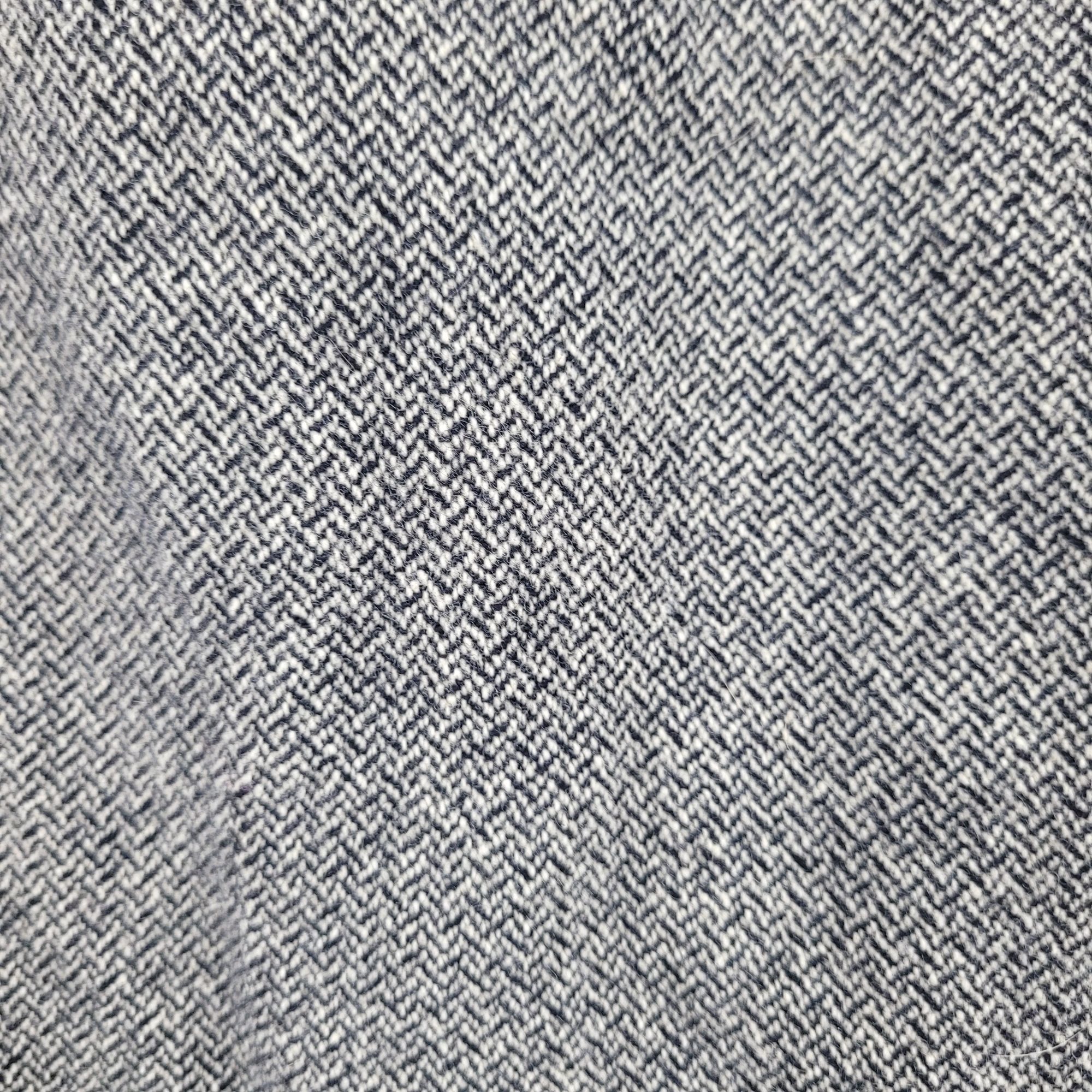 Banana Republic Vtg Y2K Banana Republic Herringbone Tulip Skirt Sz 0 Wool Gr Size 25" / US 0 / IT 36 - 2 Thumbnail