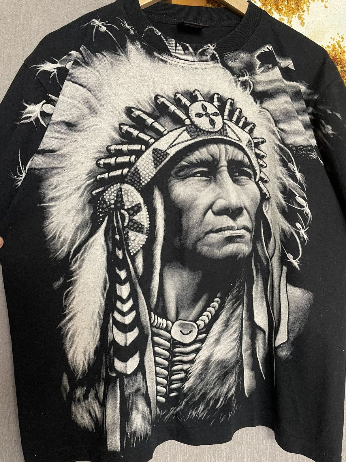 Vintage Vintage Cropped Single Stitch Native American T-shirt Size US L / EU 52-54 / 3 - 2 Thumbnail