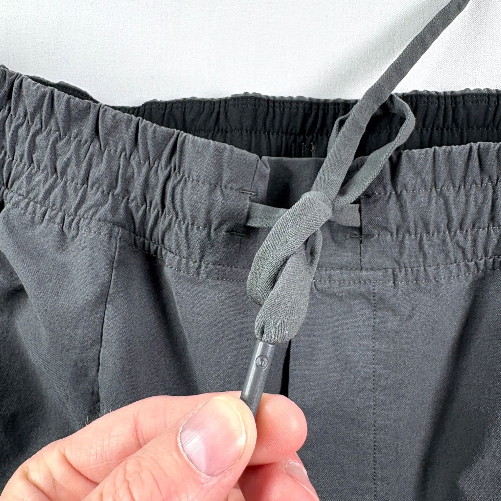 Lululemon Lululemon Pants Mens 2XL Gray ABC Jogger Tapered Athleisure Stretch Gym Lounge Size US 39 - 2 Thumbnail
