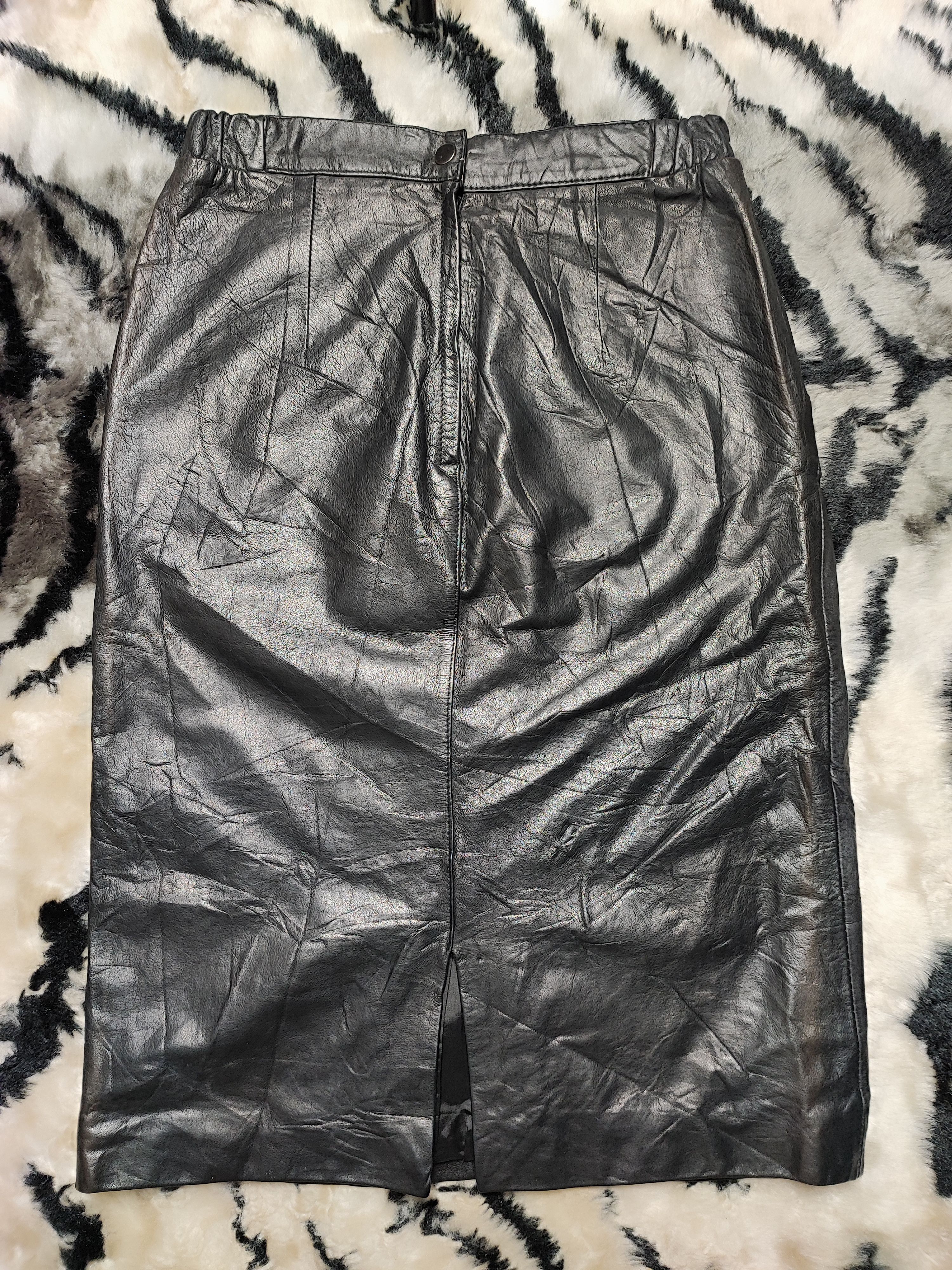 Japanese Brand Leather Skirt by U.L.C Size 27" / US 4 / IT 40 - 2 Thumbnail