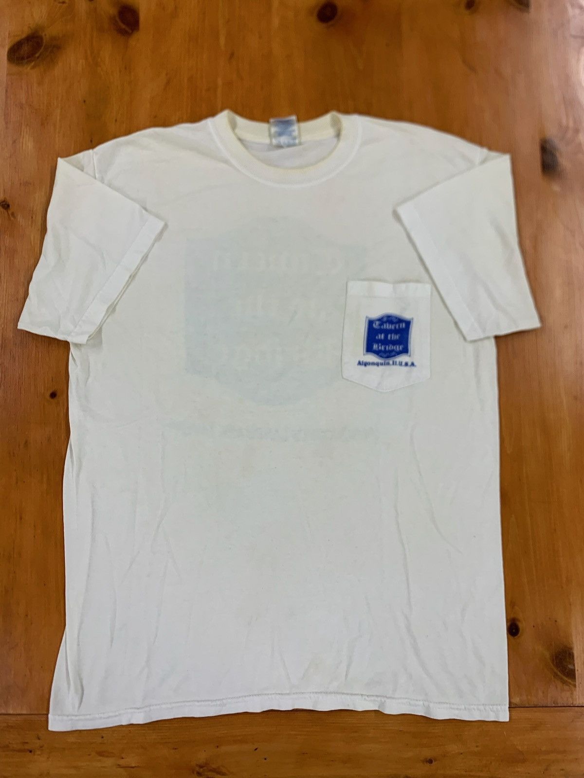 Vintage Vintage Tavern at the Bridge Pocket Tee Size US L / EU 52-54 / 3 - 1 Thumbnail