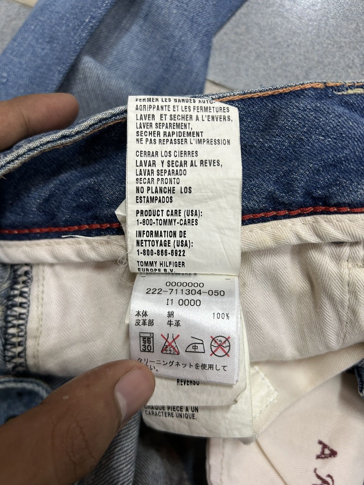 Tommy Hilfiger Vintage Tommy Hilfiger Laurie Flared Wide Leg Y2K Jeans Size 28" / US 6 / IT 42 - 14 Thumbnail