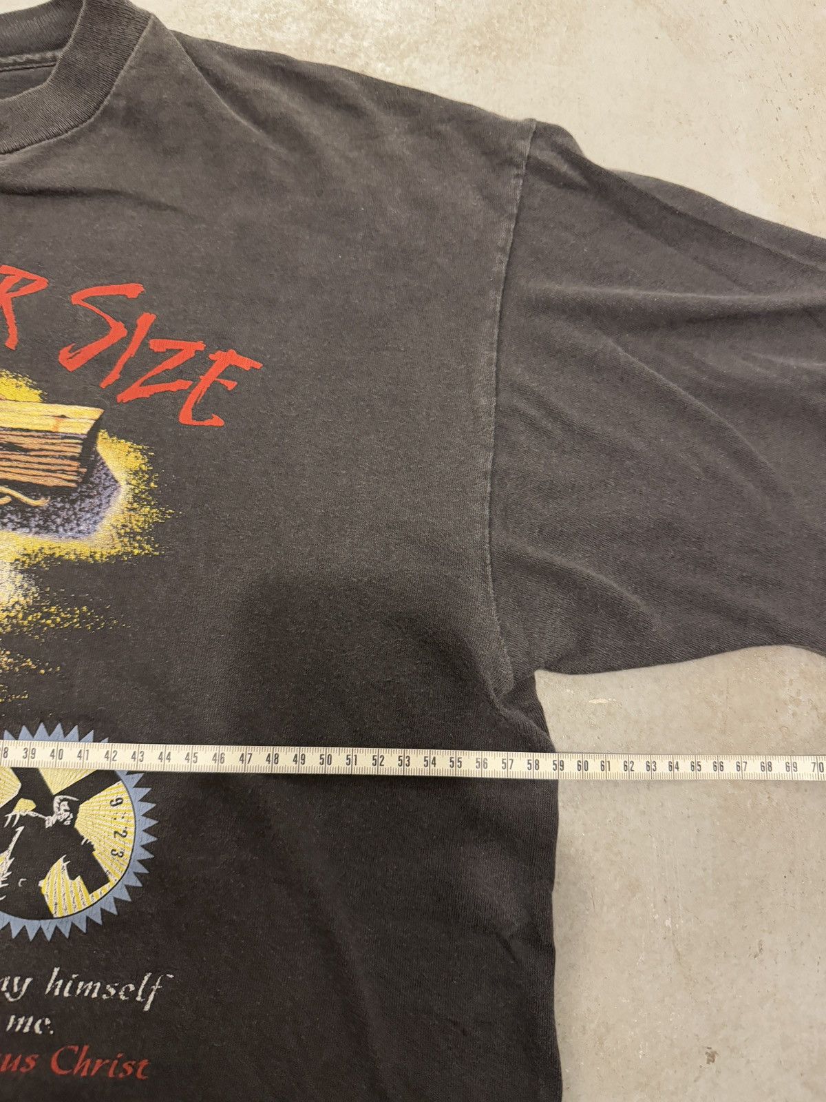 Vintage *RARE* 1990s FADED JESUS GOD RELIGION TEE SINGLE STITCH Size US XL / EU 56 / 4 - 10 Thumbnail