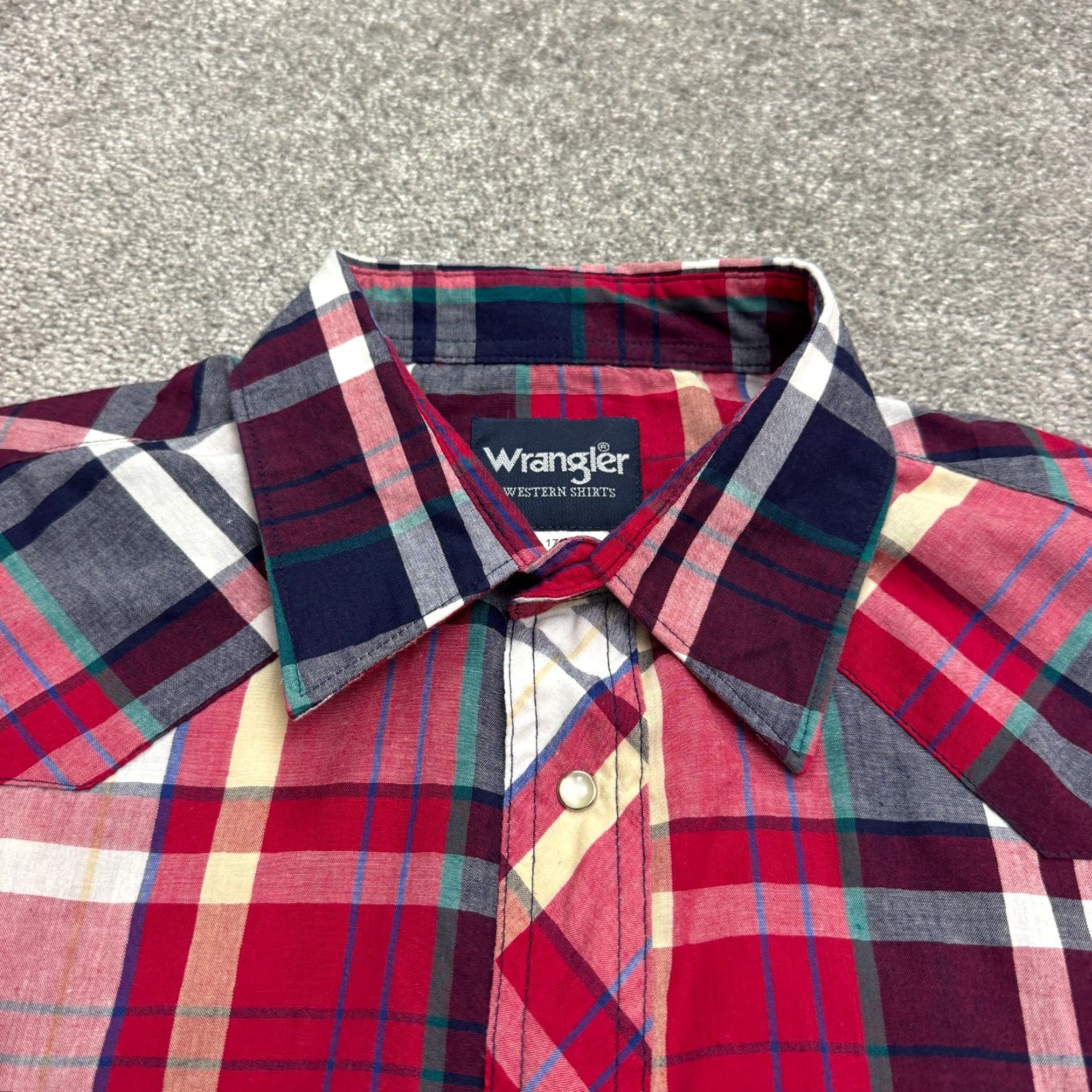 Wrangler Wrangler Shirt Mens 17.5 Tall Button-Up Western Plaid Red Short Sleeve Casual Classic Preppy Colorful 90s? Wait no. Size US XL / EU 56 / 4 - 3 Thumbnail