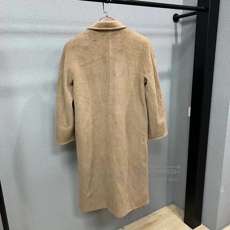 Max Mara MaxMara Cashmere Double-Breasted Coat for Women . Size XXS / US 00 / IT 34 - 2 Thumbnail
