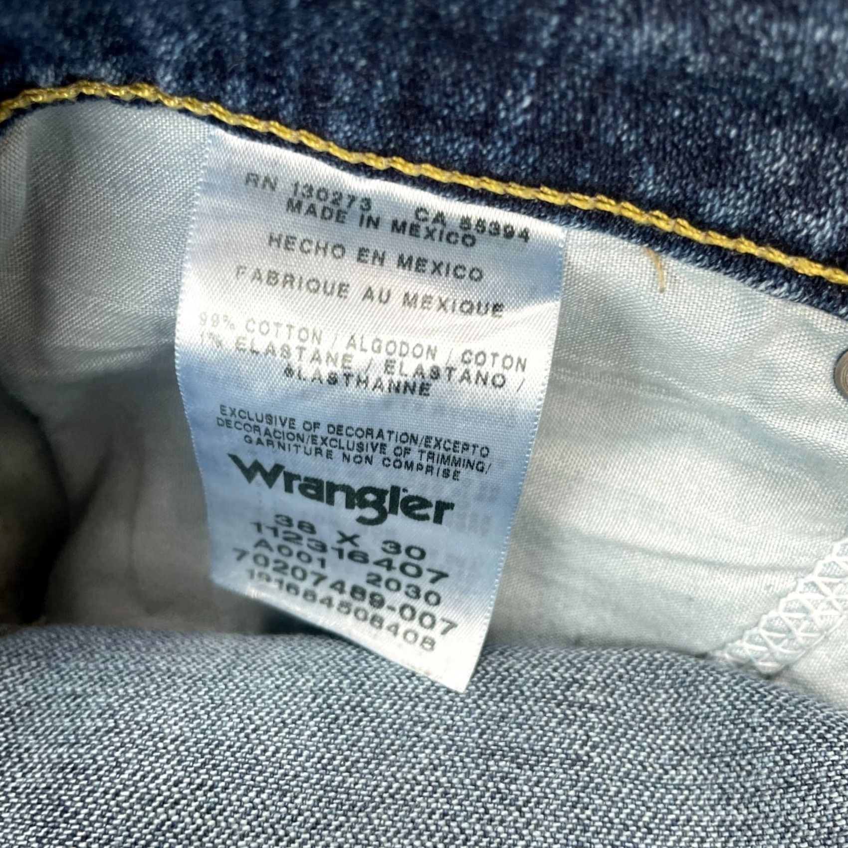 Wrangler VINTAGE Wrangler Jeans Mens 38x30 Blue Bootcut Leg Whiskered Denim Relaxed Fit Stretch Size US 38 / EU 54 - 4 Thumbnail