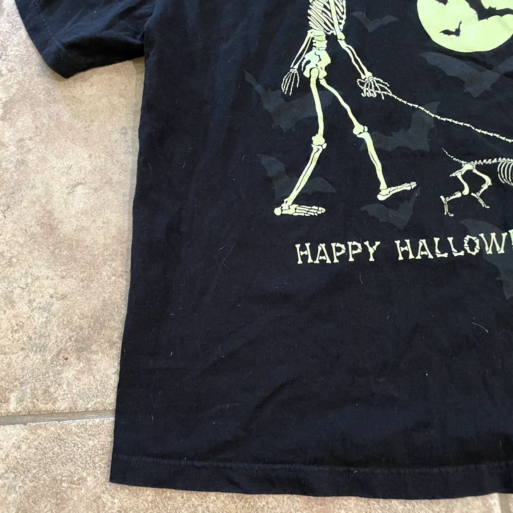 Vintage VINTAGE Halloween Black Graphic T-Shirt Men's XL Glow In The Dark Holiday Costume Size US XL / EU 56 / 4 - 3 Thumbnail