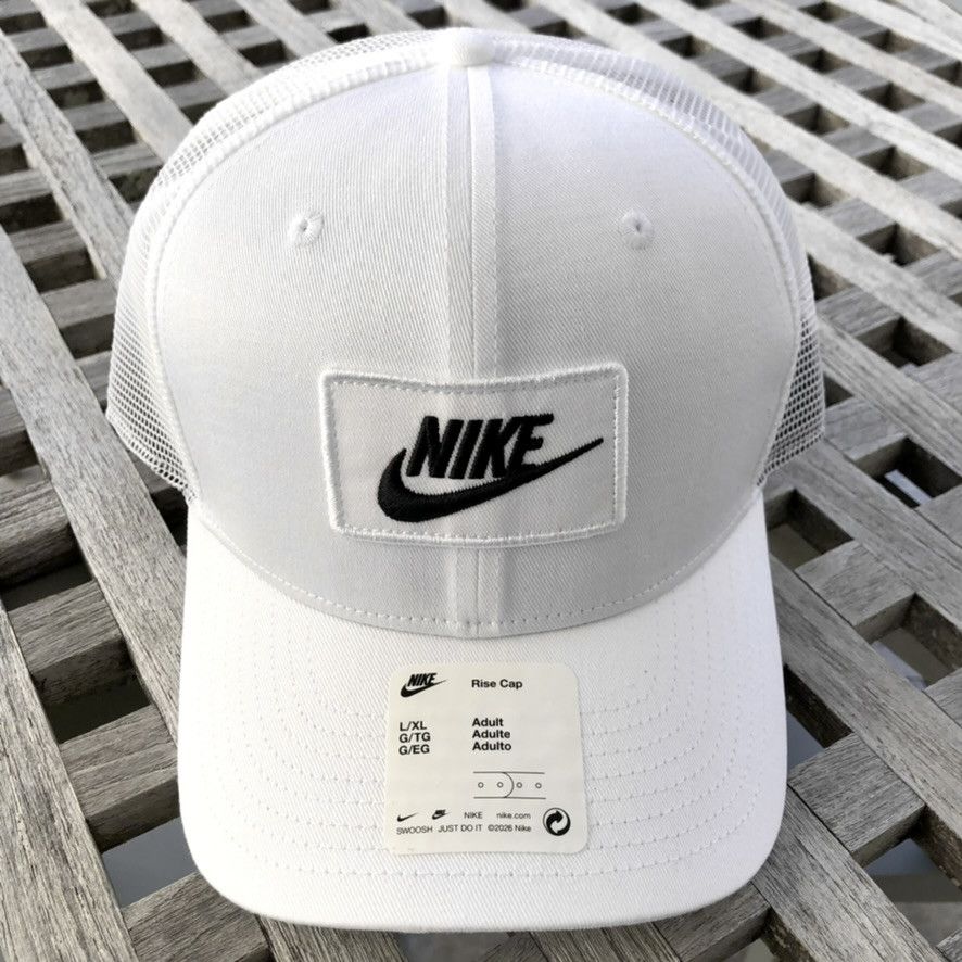 Nike Box Logo Trucker Snapback Cap Hat L / XL