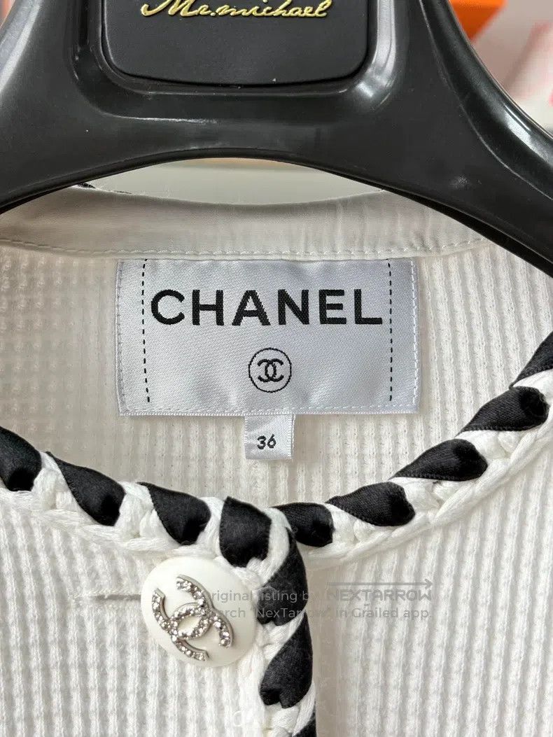 Chanel Chanel 21C popular white and black rolled-edged waffle coa Size XS / US 0-2 / IT 36-38 - 6 Thumbnail