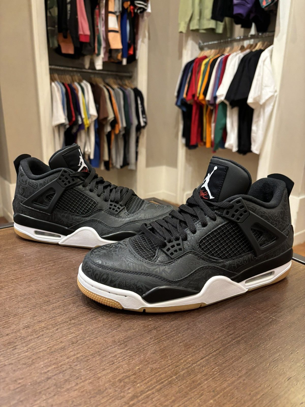 Jordan 4 retro laser black gum on feet online