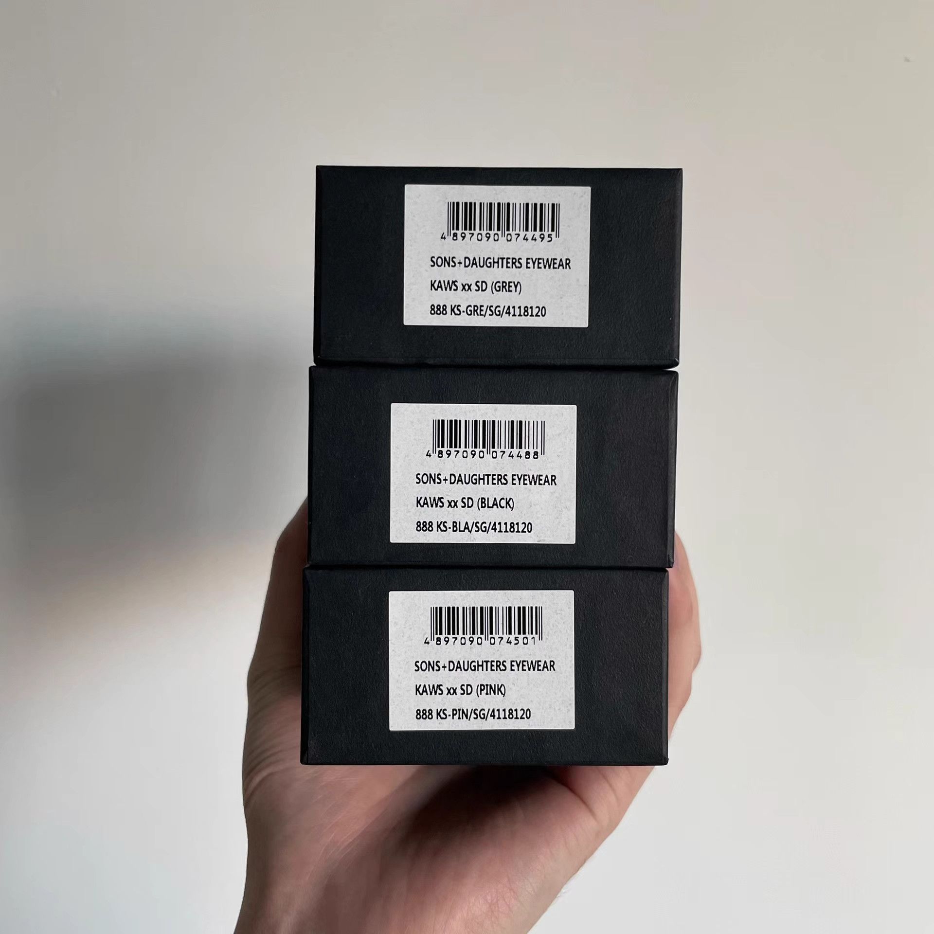 Kaws Kaws x Son+Daughters Limited Edition Glasses Size ONE SIZE - 7 Thumbnail