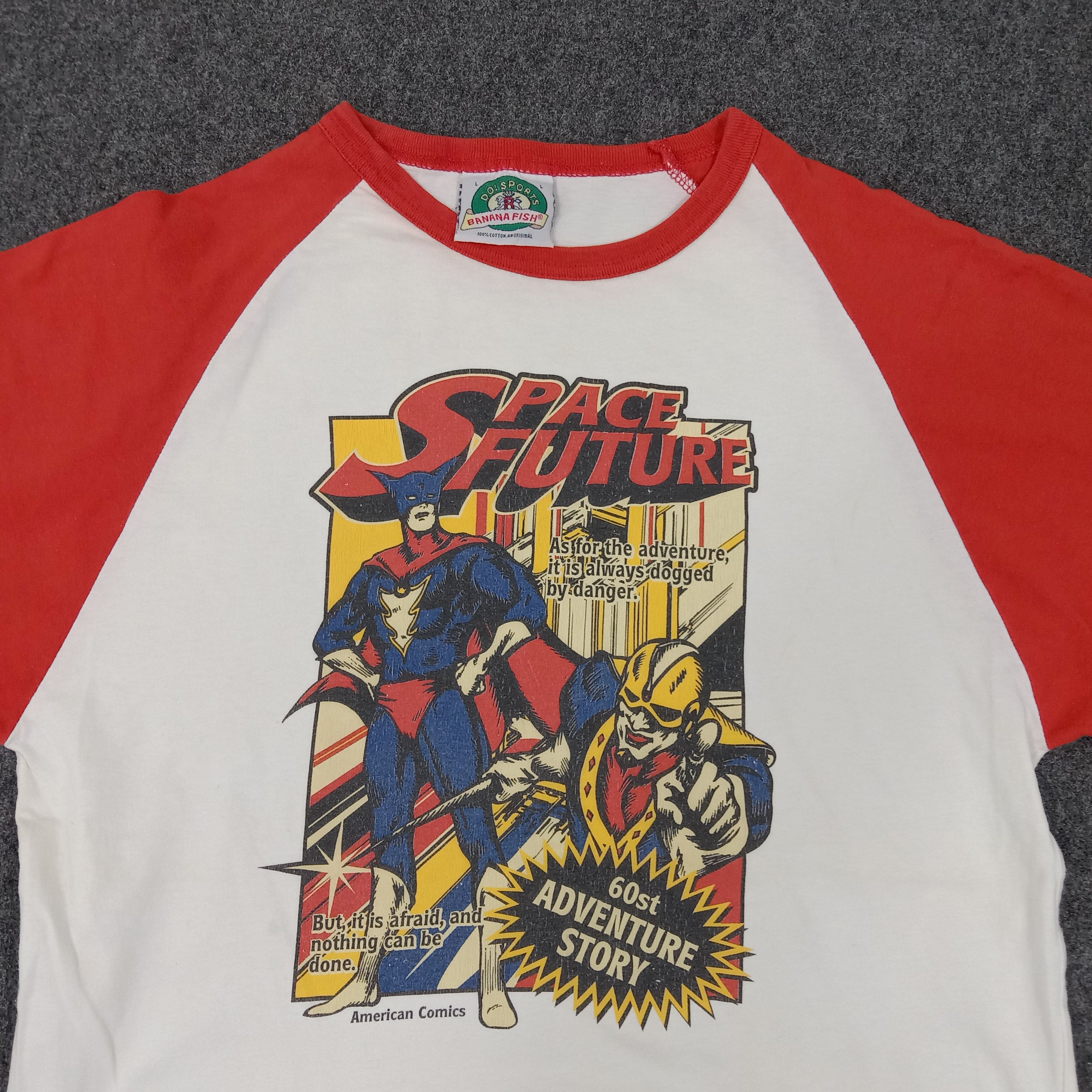 Vintage Space Future American Comics Superhero Tshirt Size US M / EU 48-50 / 2 - 2 Thumbnail