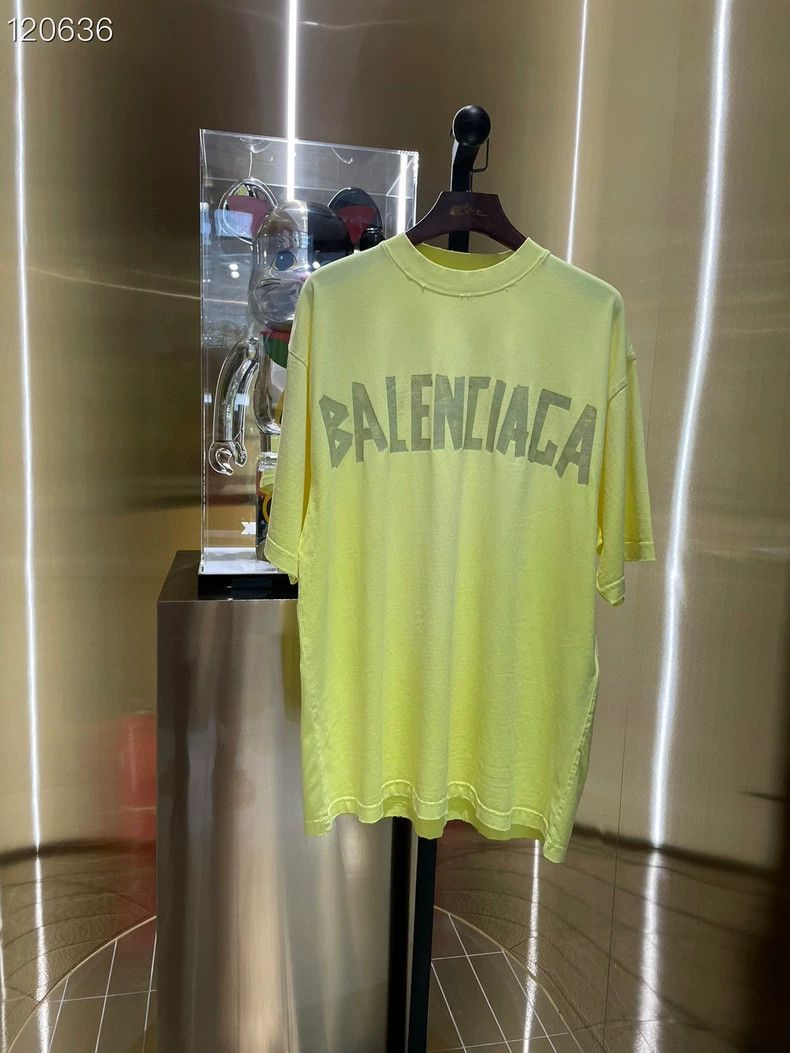 Balenciaga Balenciaga Big Logo Tape Short Sleeve T-shirt - dmc Size US M / EU 48-50 / 2 - 1 Thumbnail
