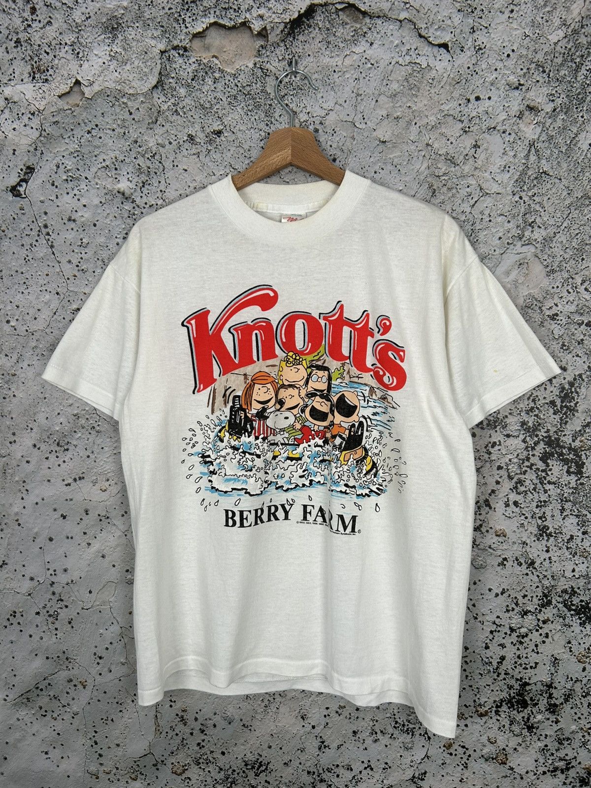 Vintage 80s Peanuts Snoopy Knotts Graphic Movie Cartoon Tee