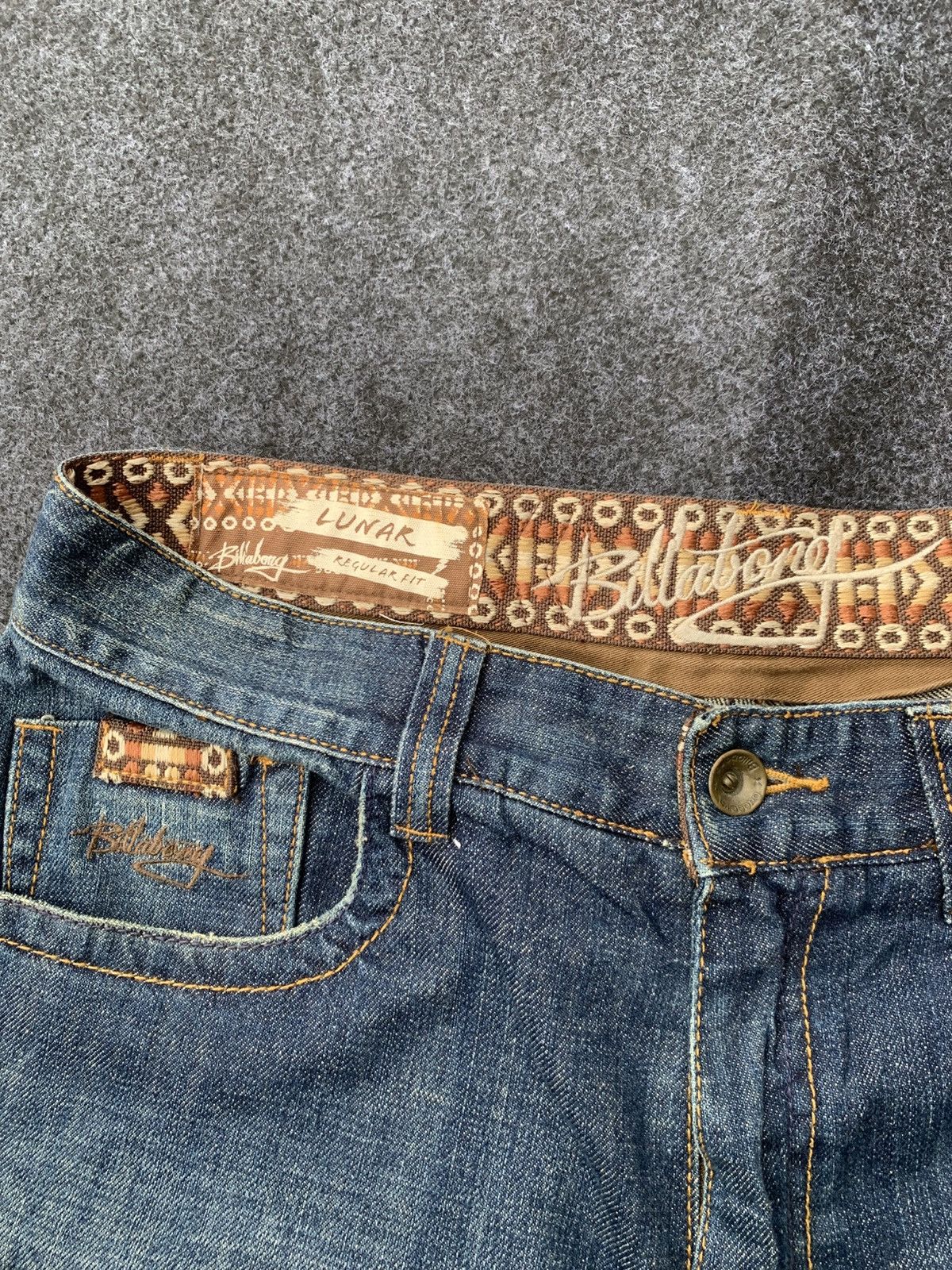 Billabong Y2k Baggy Billabong jeans. Size US 33 - 4 Thumbnail