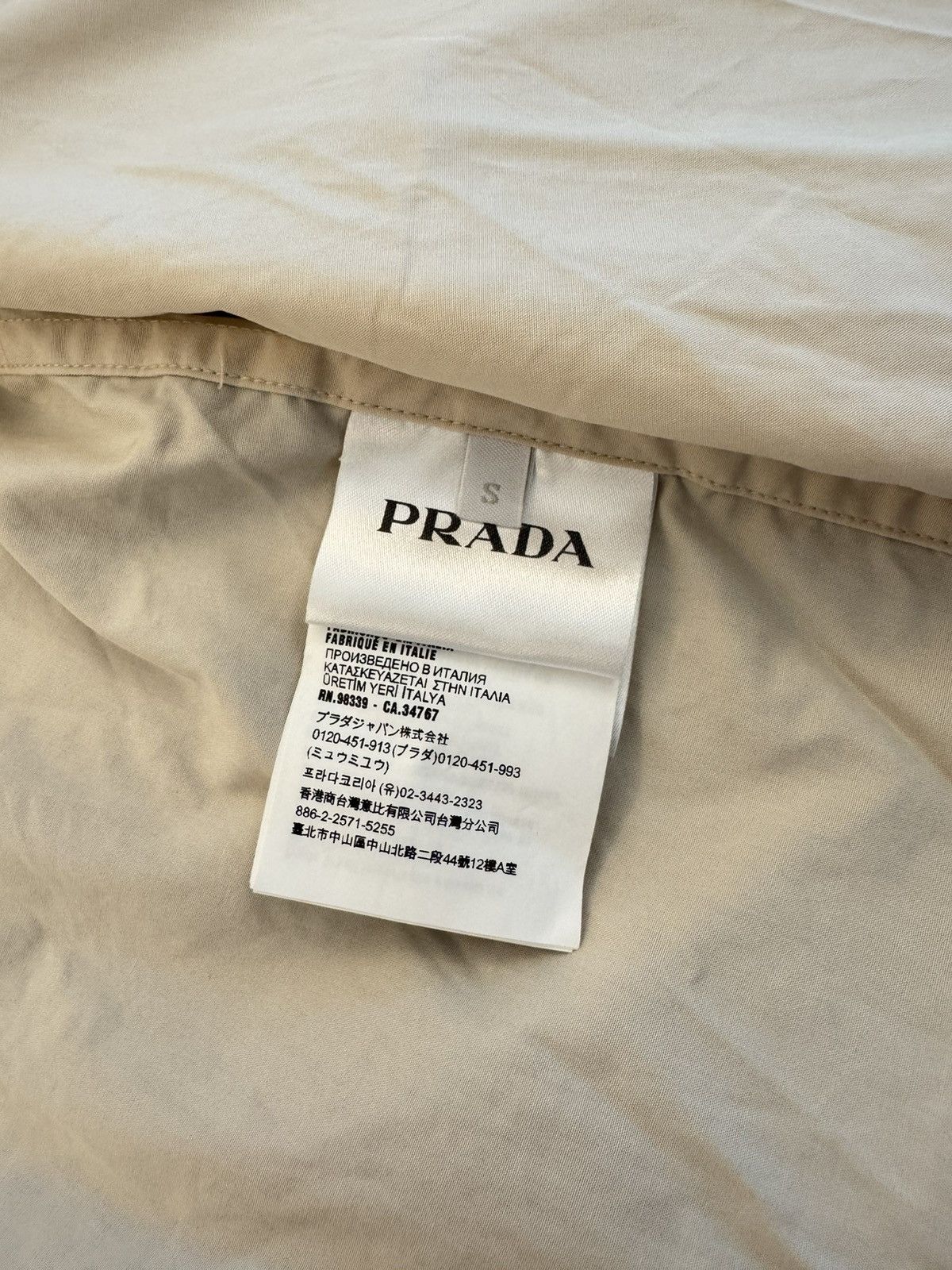 Prada Prada Rose Shirt Button Up Size S Size US S / EU 44-46 / 1 - 6 Thumbnail