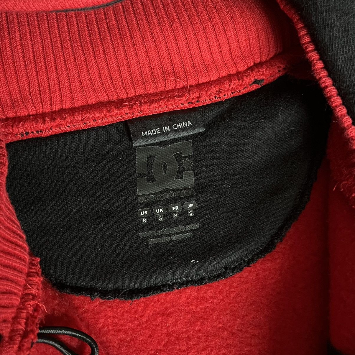 DC Vintage Y2K 2000s DC Shoes Skateboarding Zip Up Hoodie Heavy Size US S / EU 44-46 / 1 - 7 Thumbnail