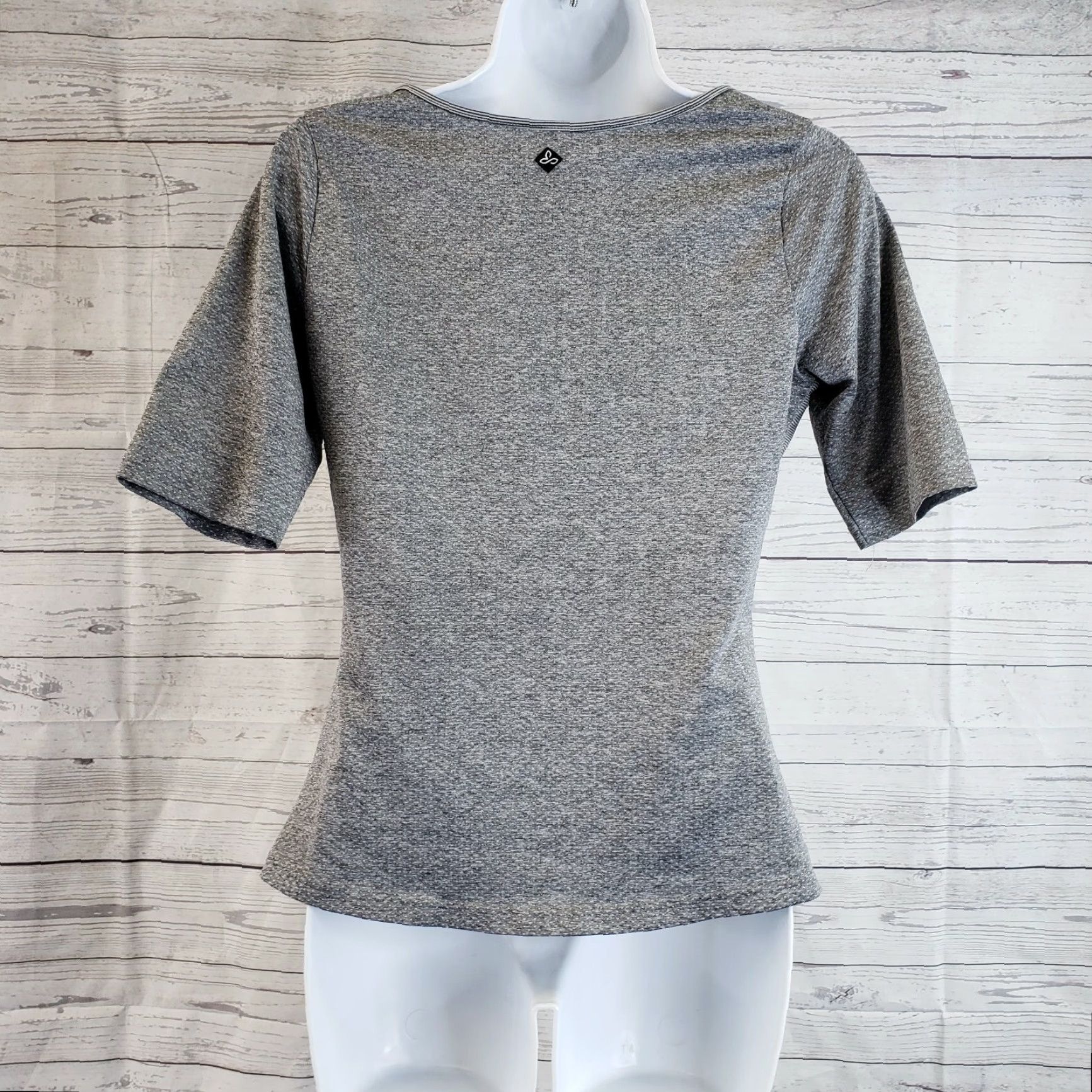 Prana prAna Womens Top Sz S Gray Stripes Short Sleeve T-Shirt Activewear Athleisure Size S / US 4 / IT 40 - 3 Thumbnail