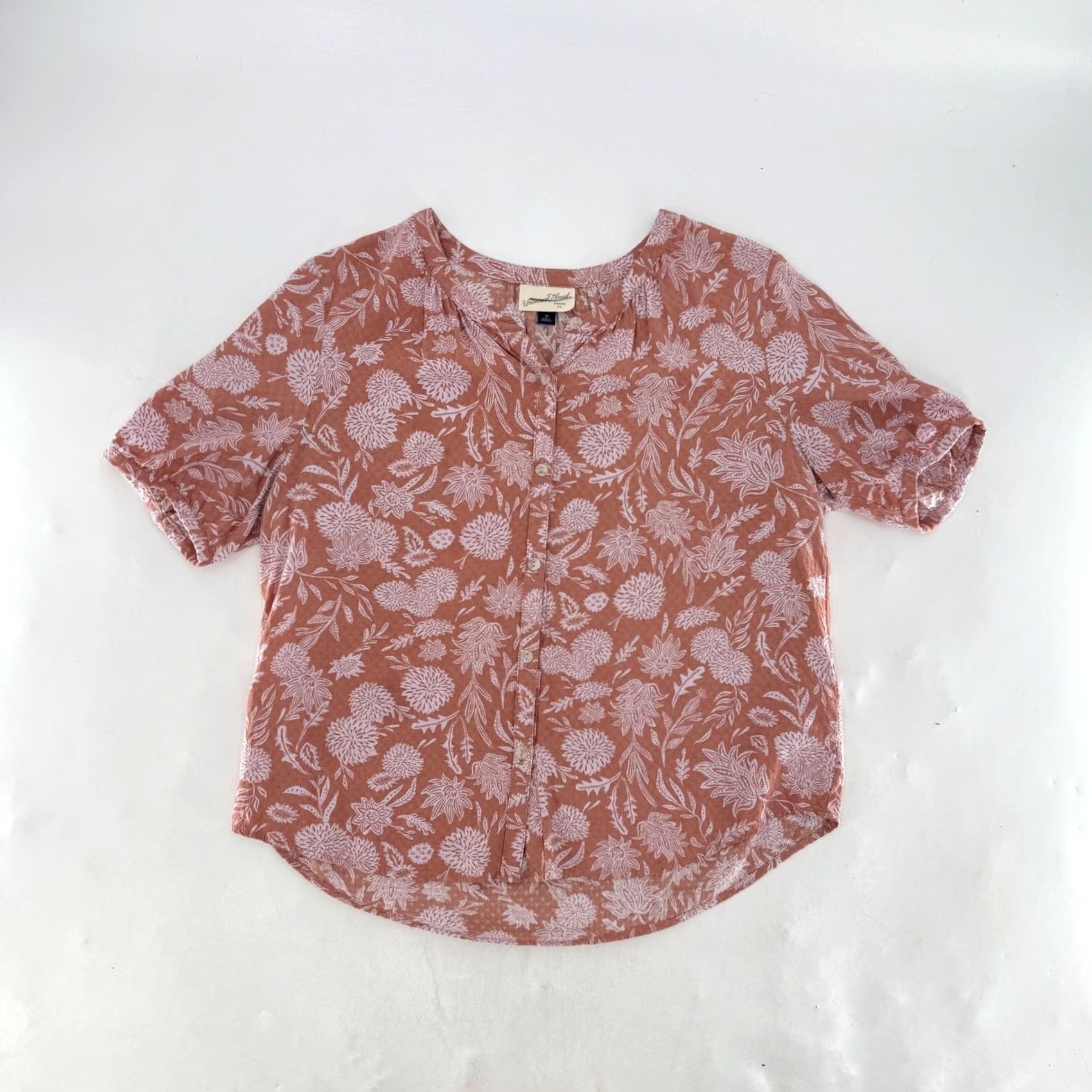 Vintage Universal Thread Blouse Size M Pink Floral Print Short Sleeve Button Down Women Size M / US 6-8 / IT 42-44 - 4 Thumbnail
