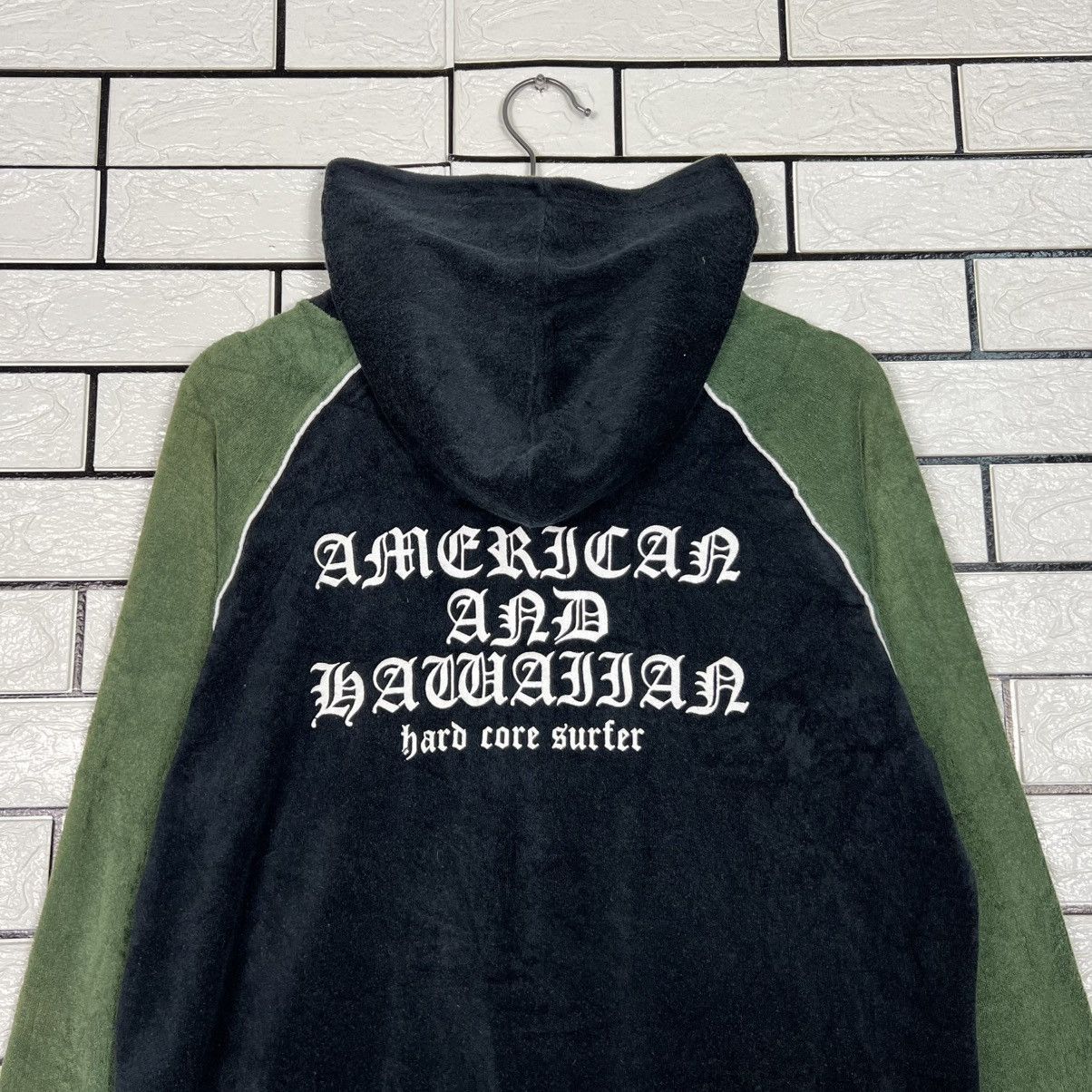Vintage AMERICAN AND HAWAIIAN Hard Core Surfer Hoodies #4108-C187 Size US L / EU 52-54 / 3 - 2 Thumbnail