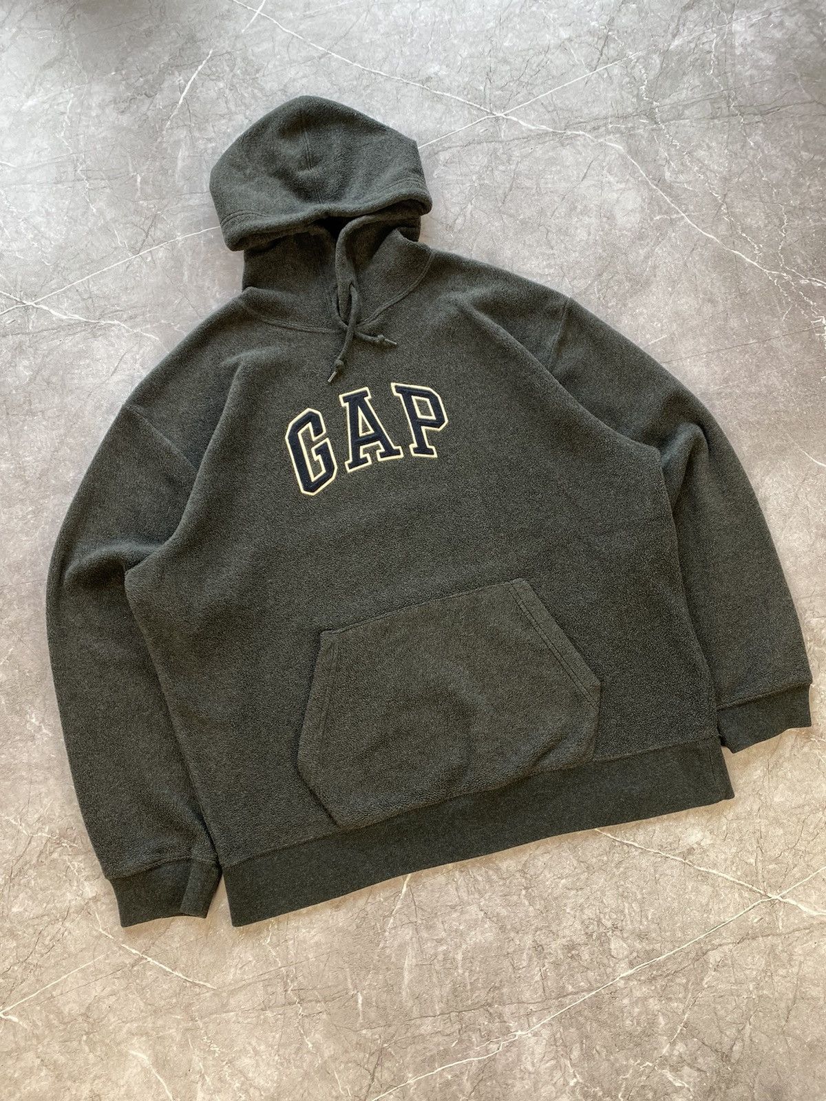 Gap × Vintage Vintage Y2K Cap Big Logo Fleece Gray Hoodie Pullover Size L Size US L / EU 52-54 / 3 - 1 Thumbnail