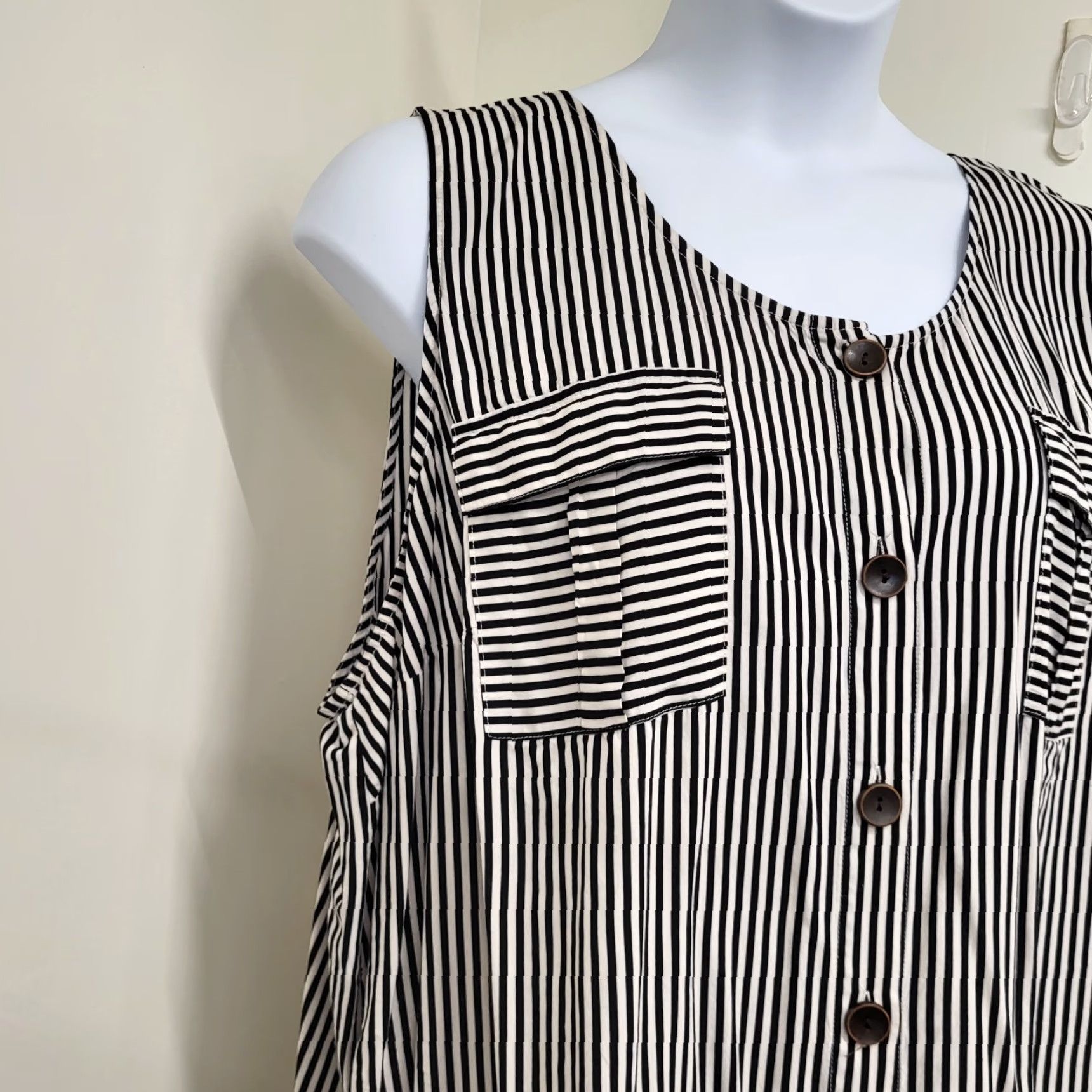 Vintage A.N.A A New Approach Blouse Sleeveless Black White Striped 4X Plus Size Women Tank Shirt Size XXL / US 16-18 / IT 52-54 - 3 Thumbnail